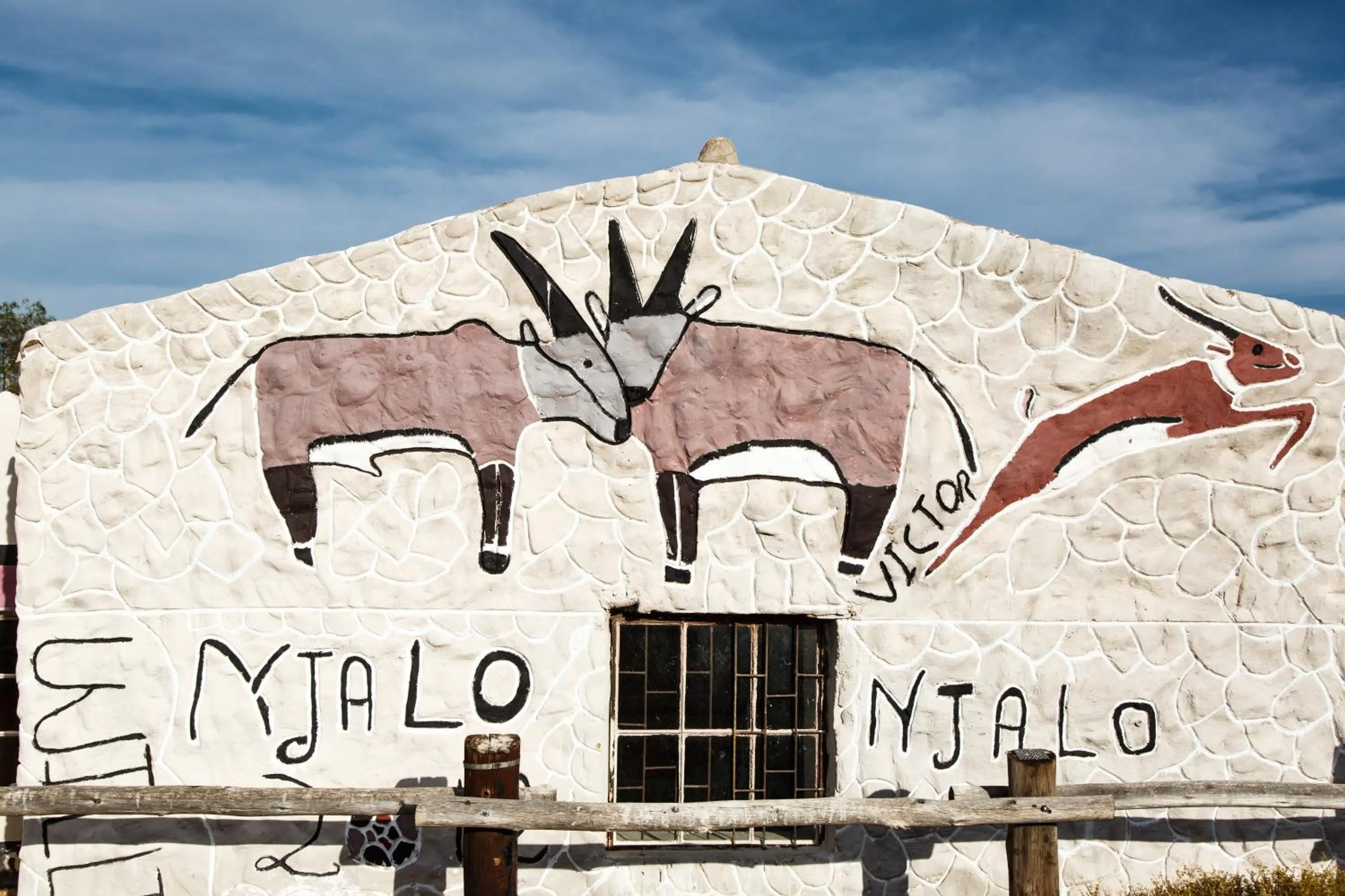 Property building in A-1 Njalo-NjaloSafari´s