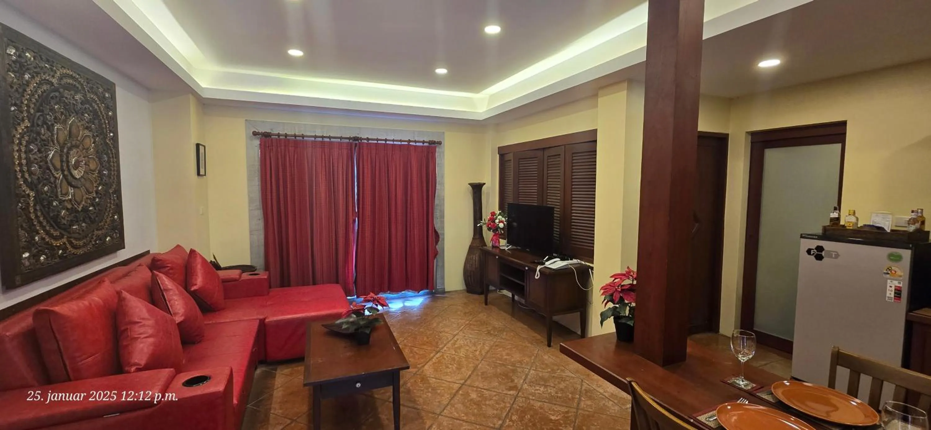 TV and multimedia in Nirvana Boutique Suites