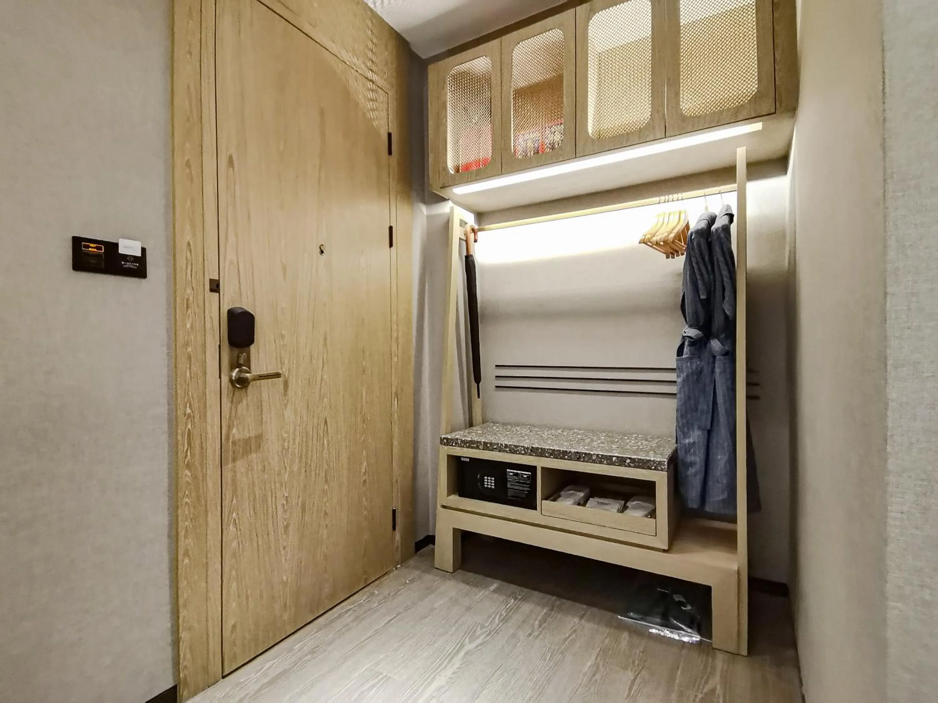 wardrobe in Arthur Hotel Zhujiang New Town Guangzhou