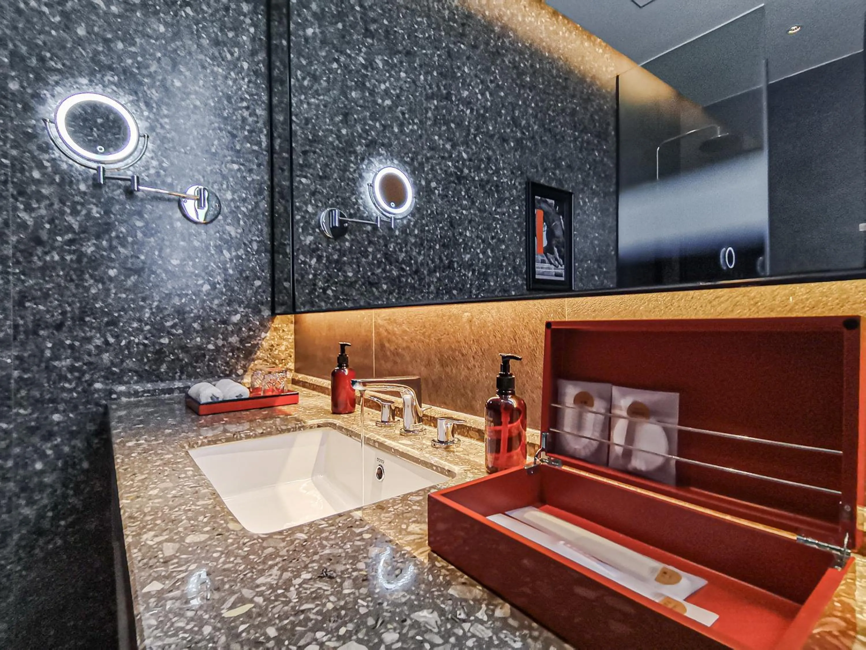 Toilet in Arthur Hotel Zhujiang New Town Guangzhou