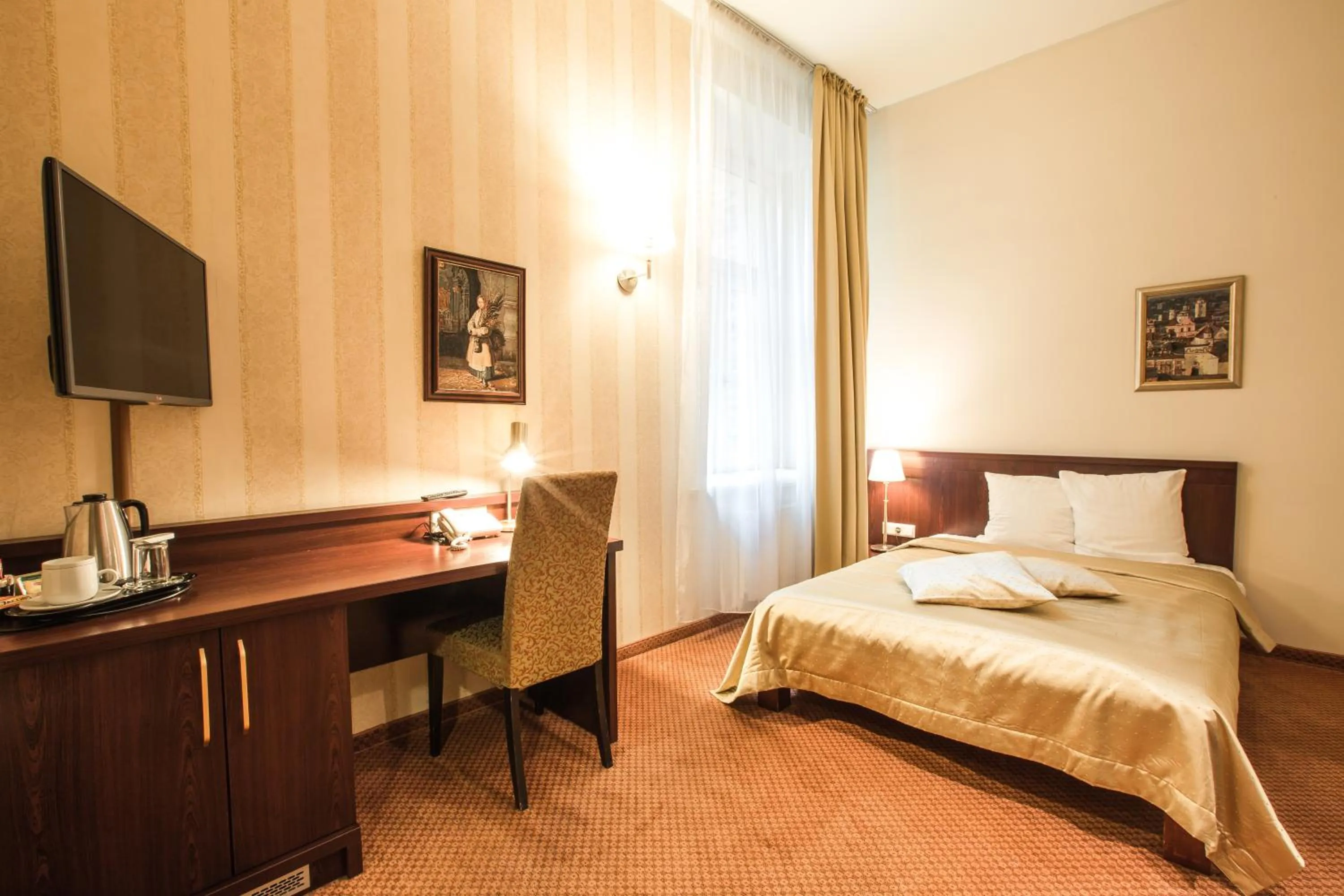 Bed in Monika Centrum Hotels