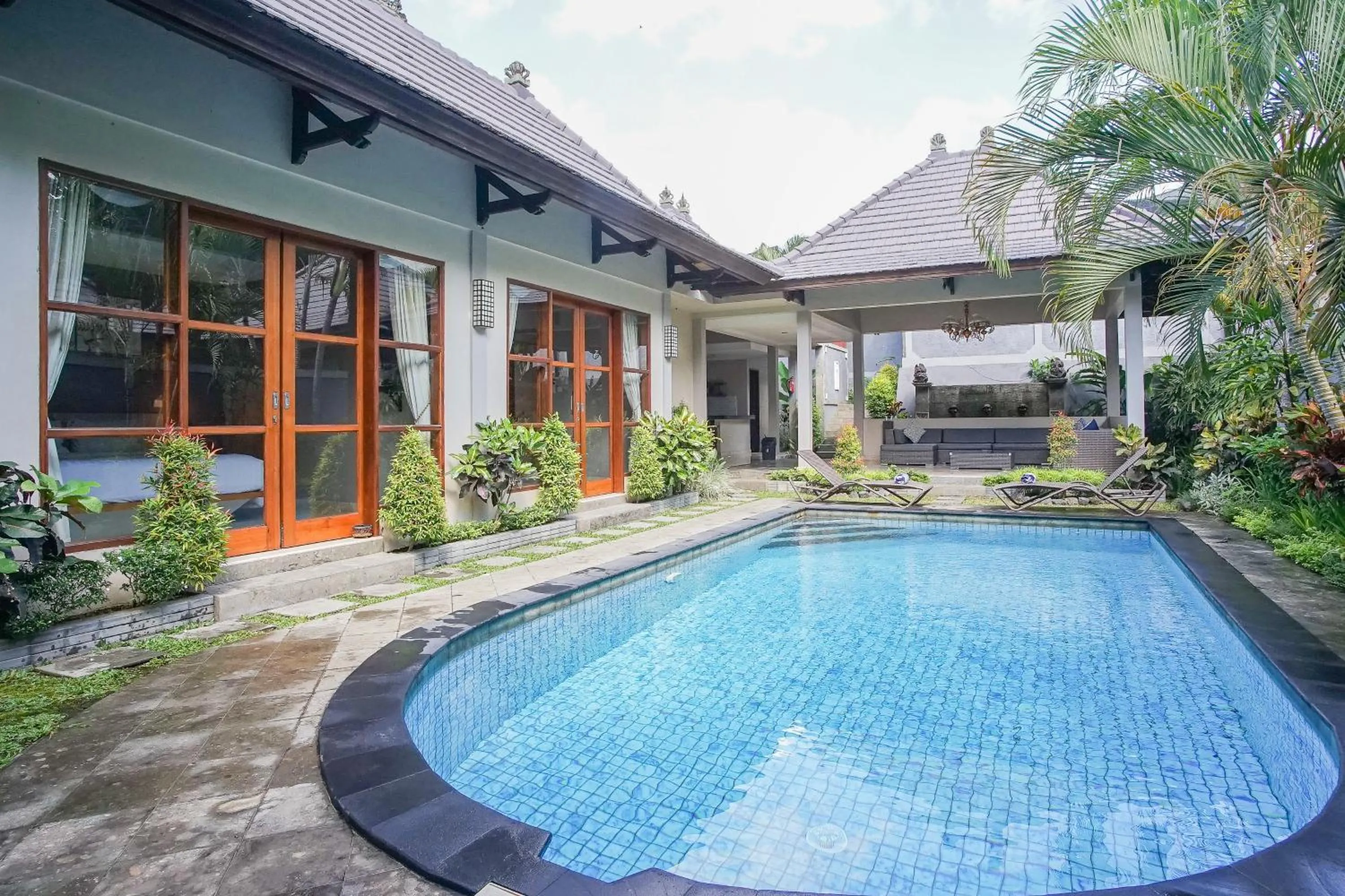 Swimming pool in Dura Villas Bali at Kerobokan