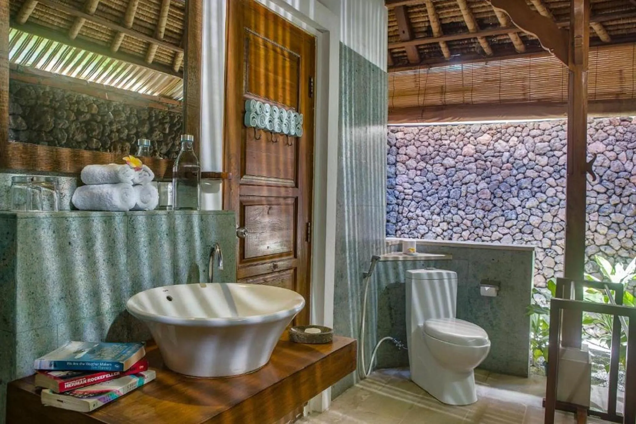 Bathroom in Alam Candi Resort