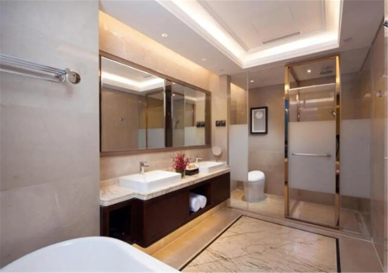 Bathroom in Ramada Jinan