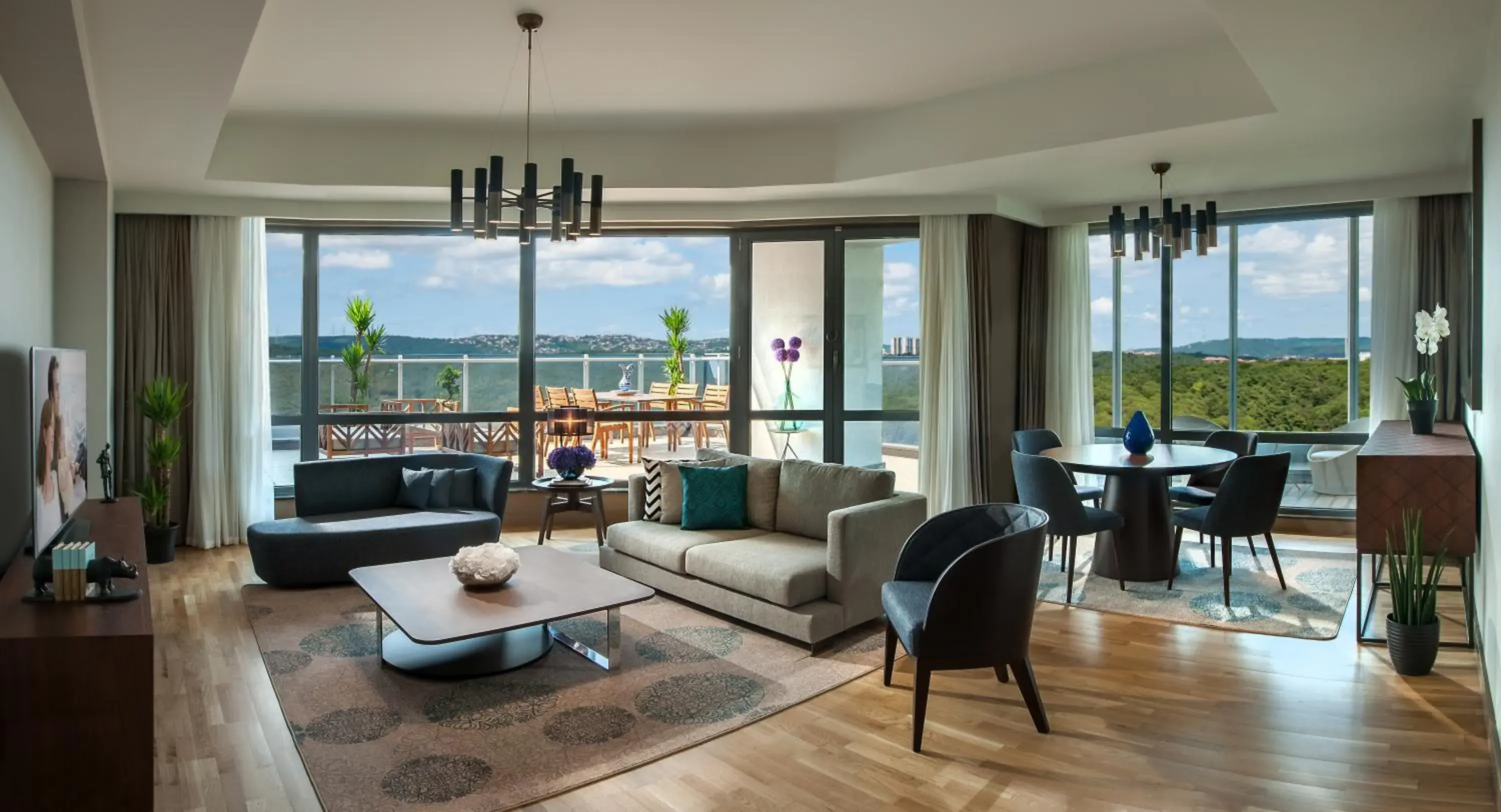 Three-Bedroom Executive Apartment in Somerset Maslak Istanbul Three-Bedroom Executive Apartment in Somerset Maslak Istanbul