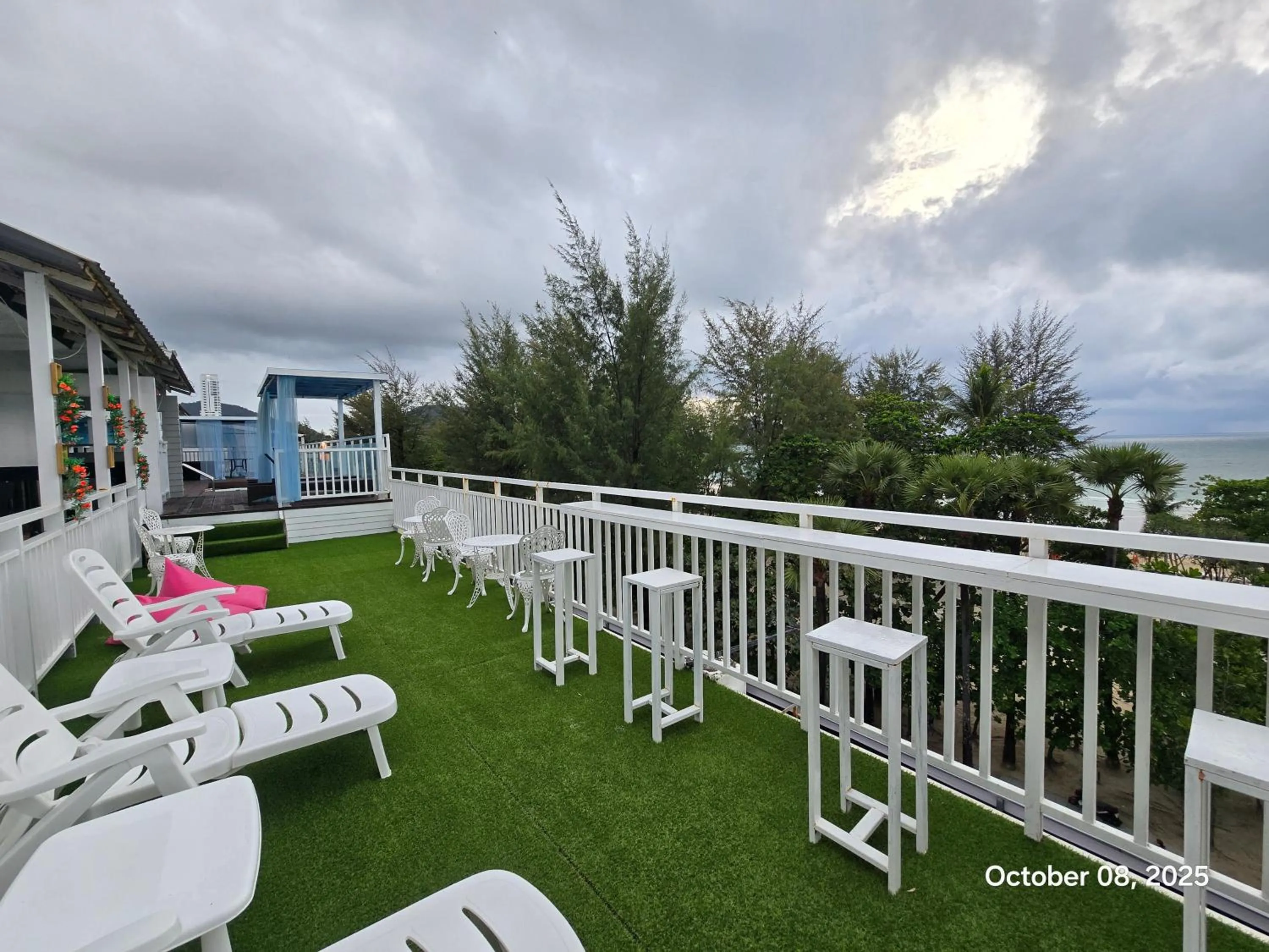 Sunrise in Modern Living Residence