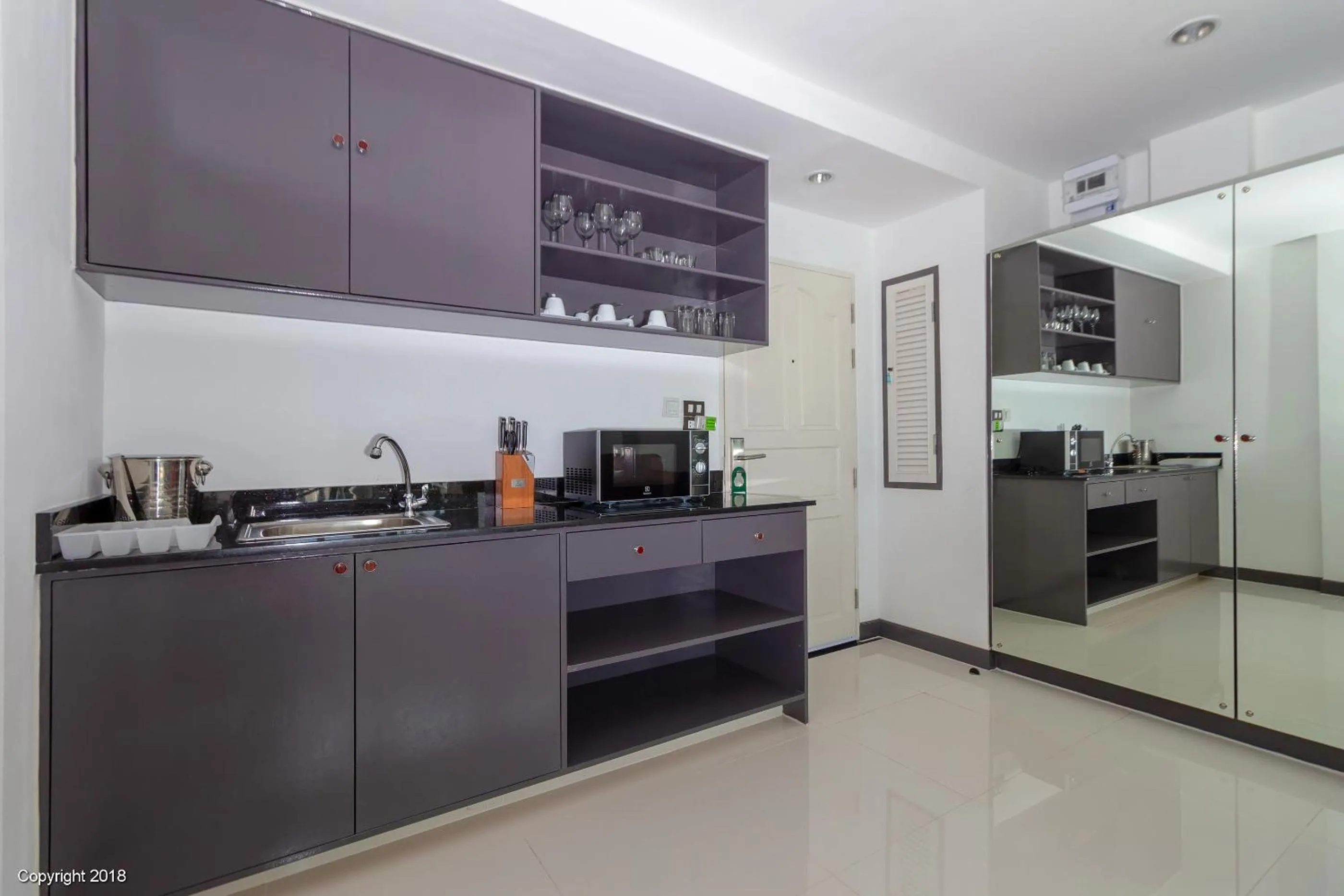 Kitchen or kitchenette in Modern Living Residence