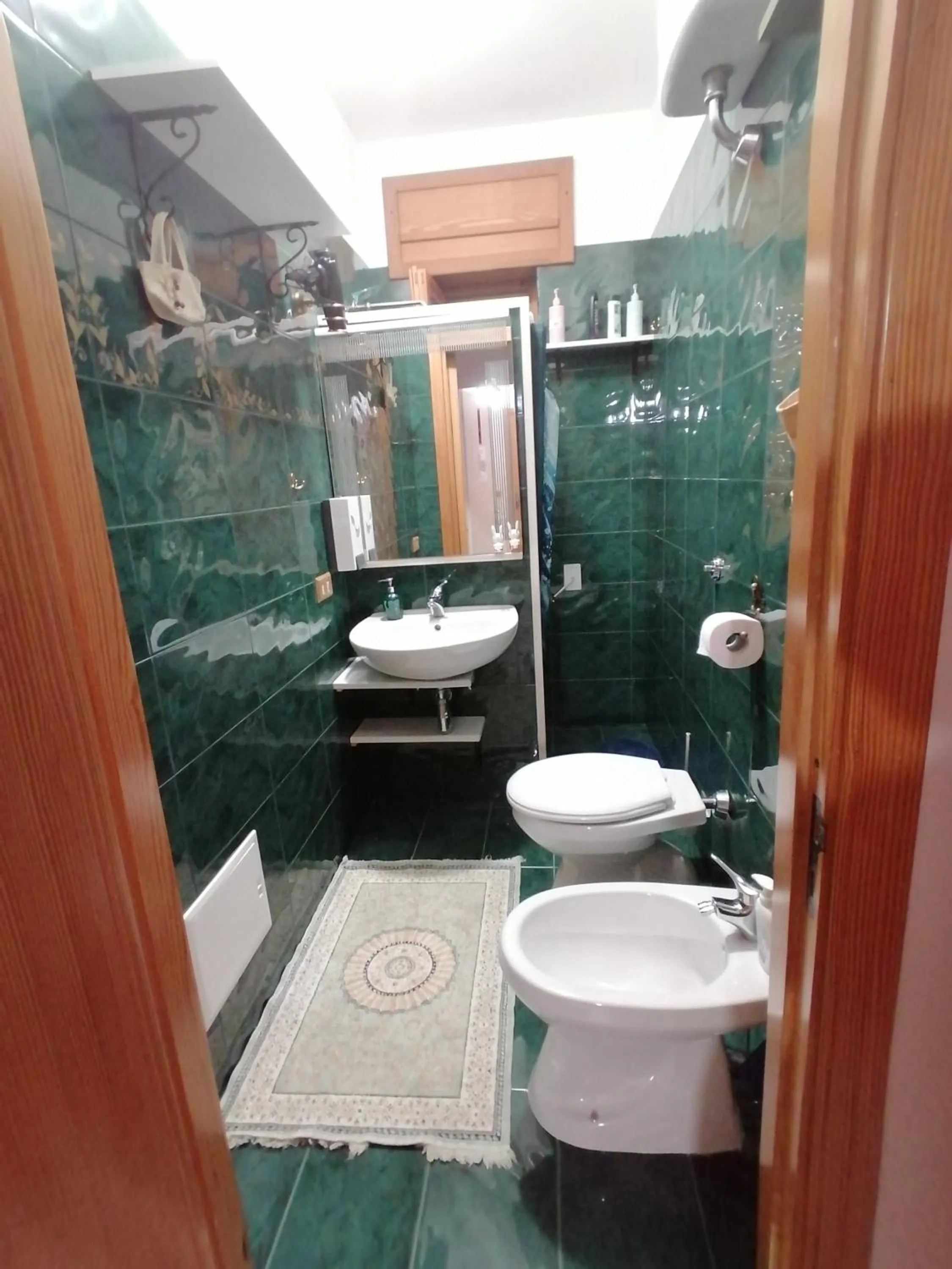 Shower in B&B Lo Smeraldo