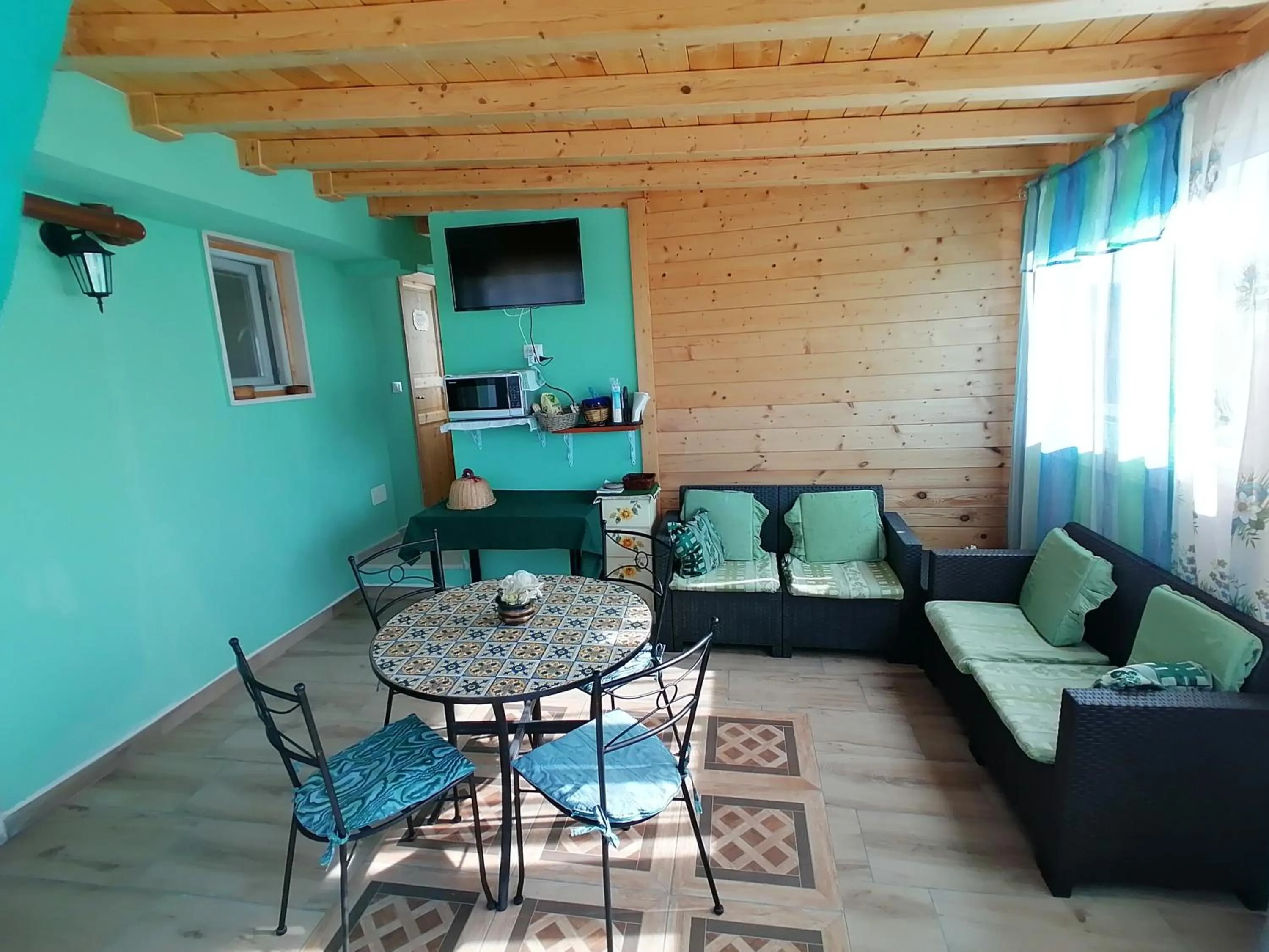 Restaurant/places to eat in B&B Lo Smeraldo