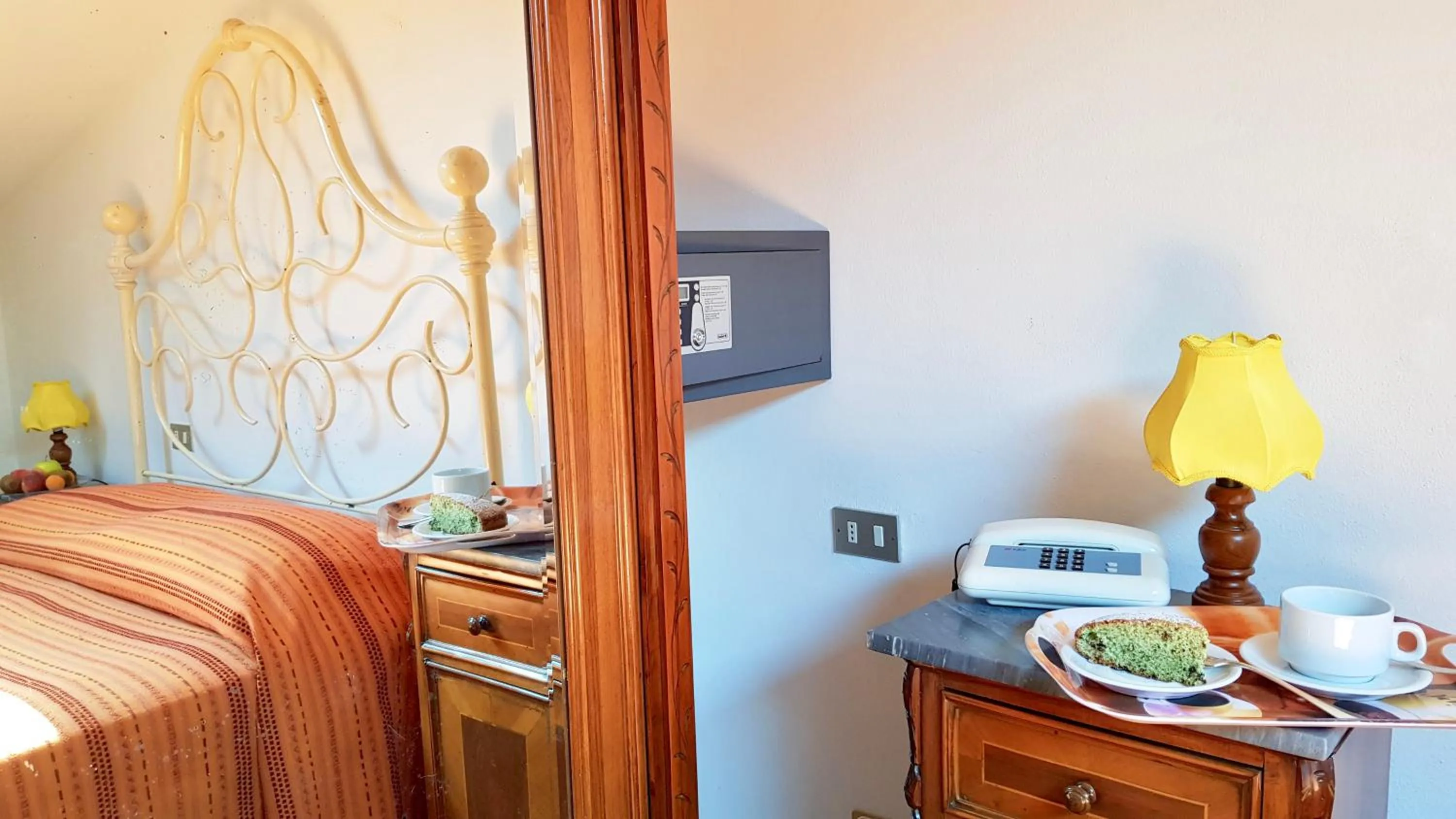 Photo of the whole room in Albergo Natucci