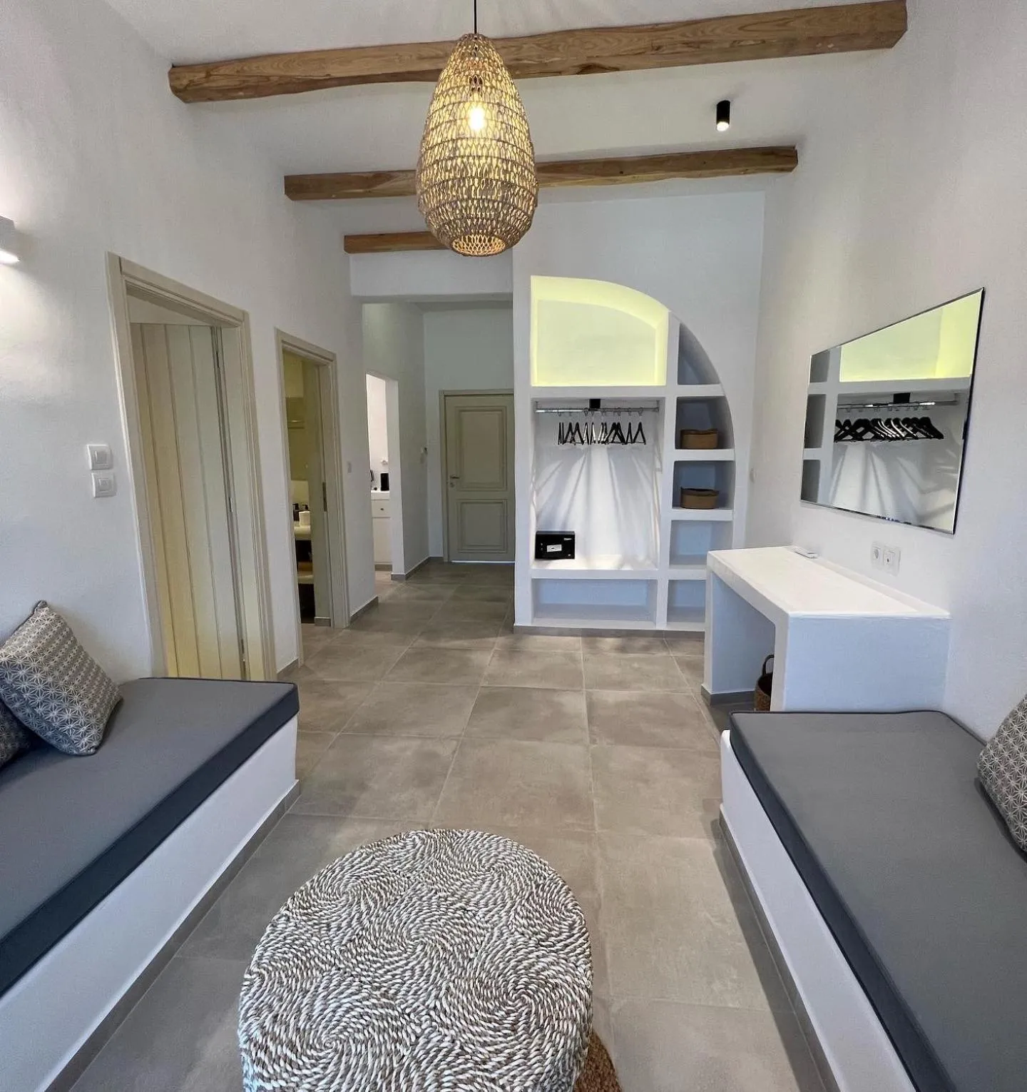 Bed in Alidian bay Suites Leros