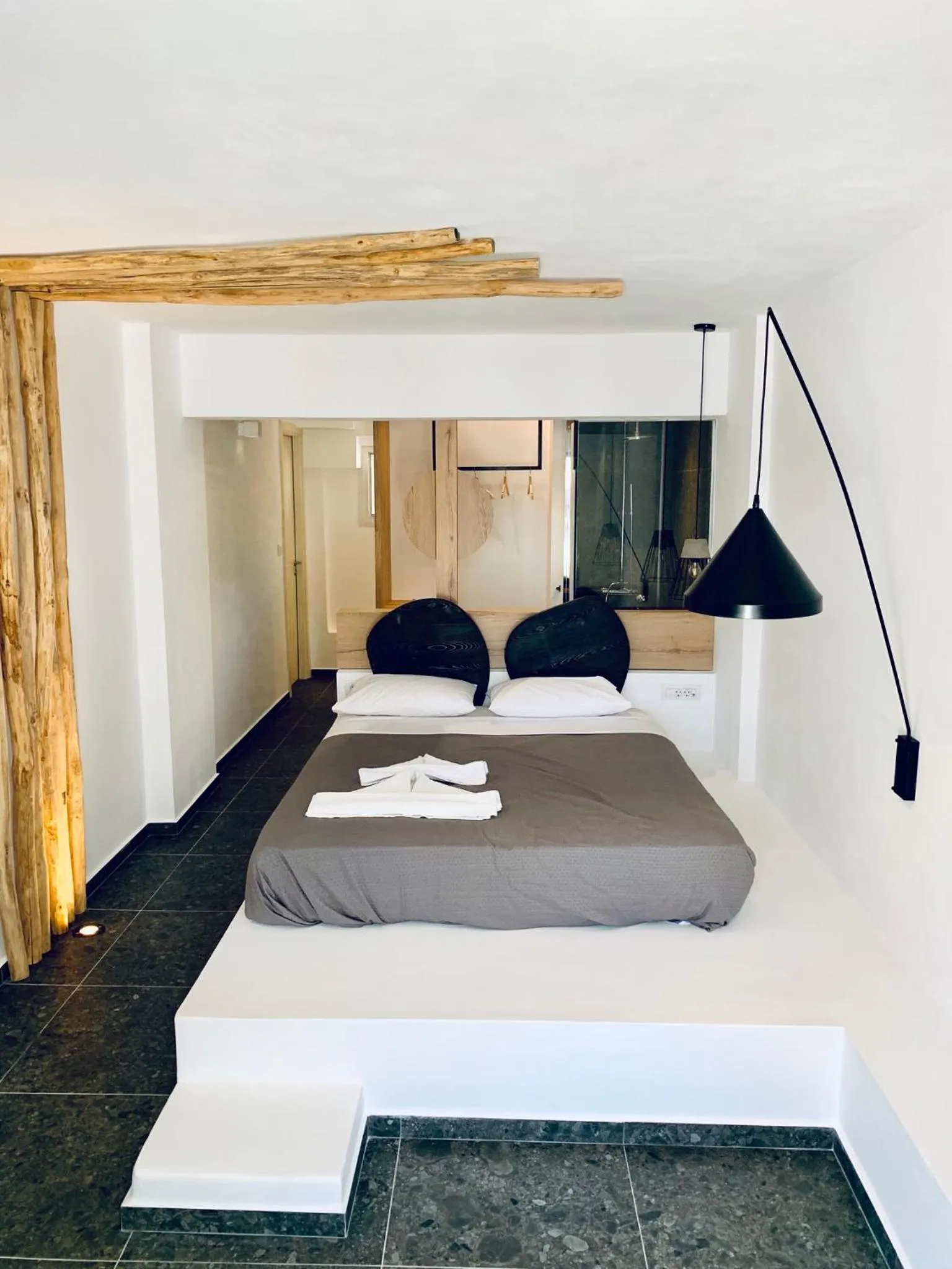 Bed in Alidian bay Suites Leros