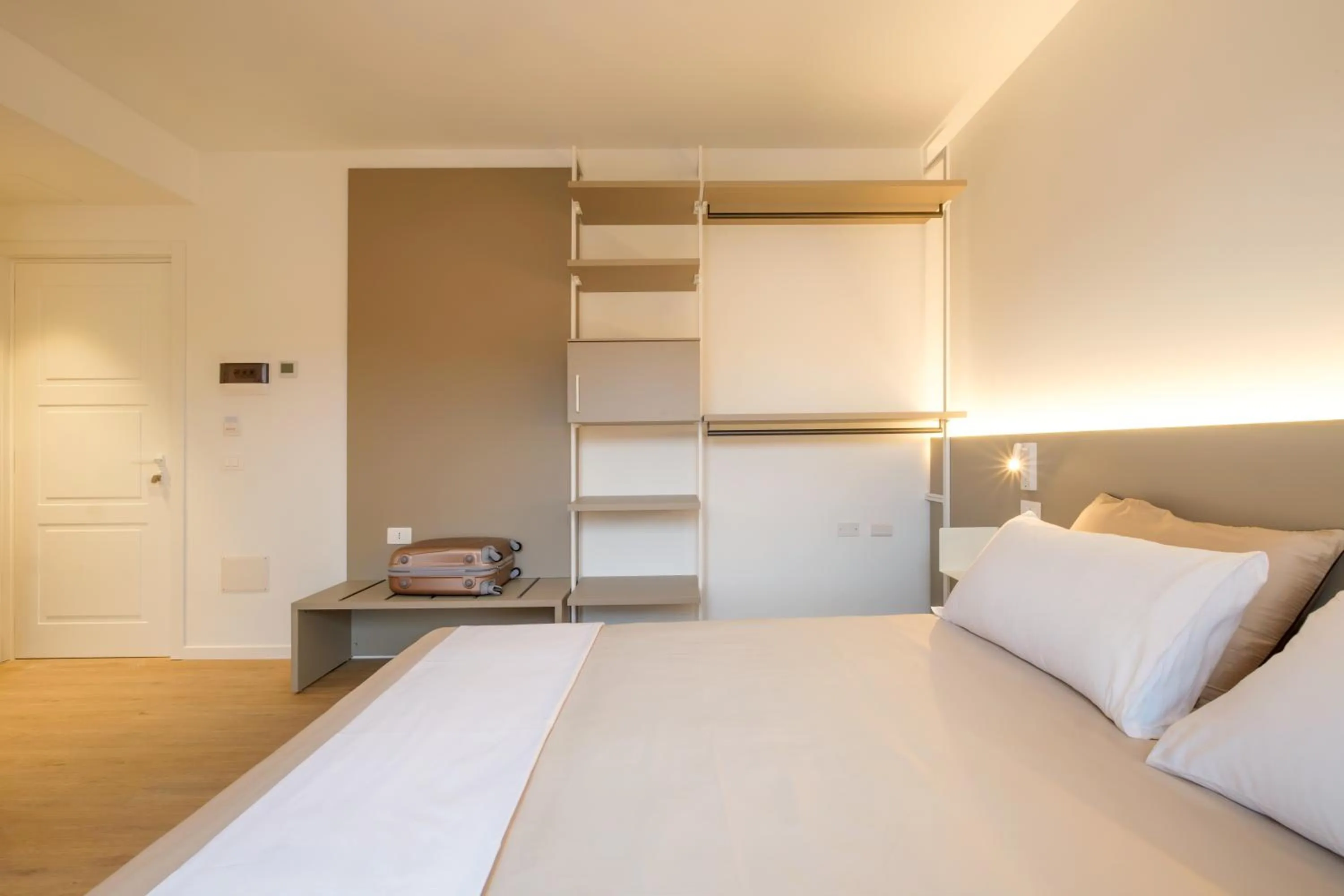 Photo of the whole room, Bed in Hotel Solki