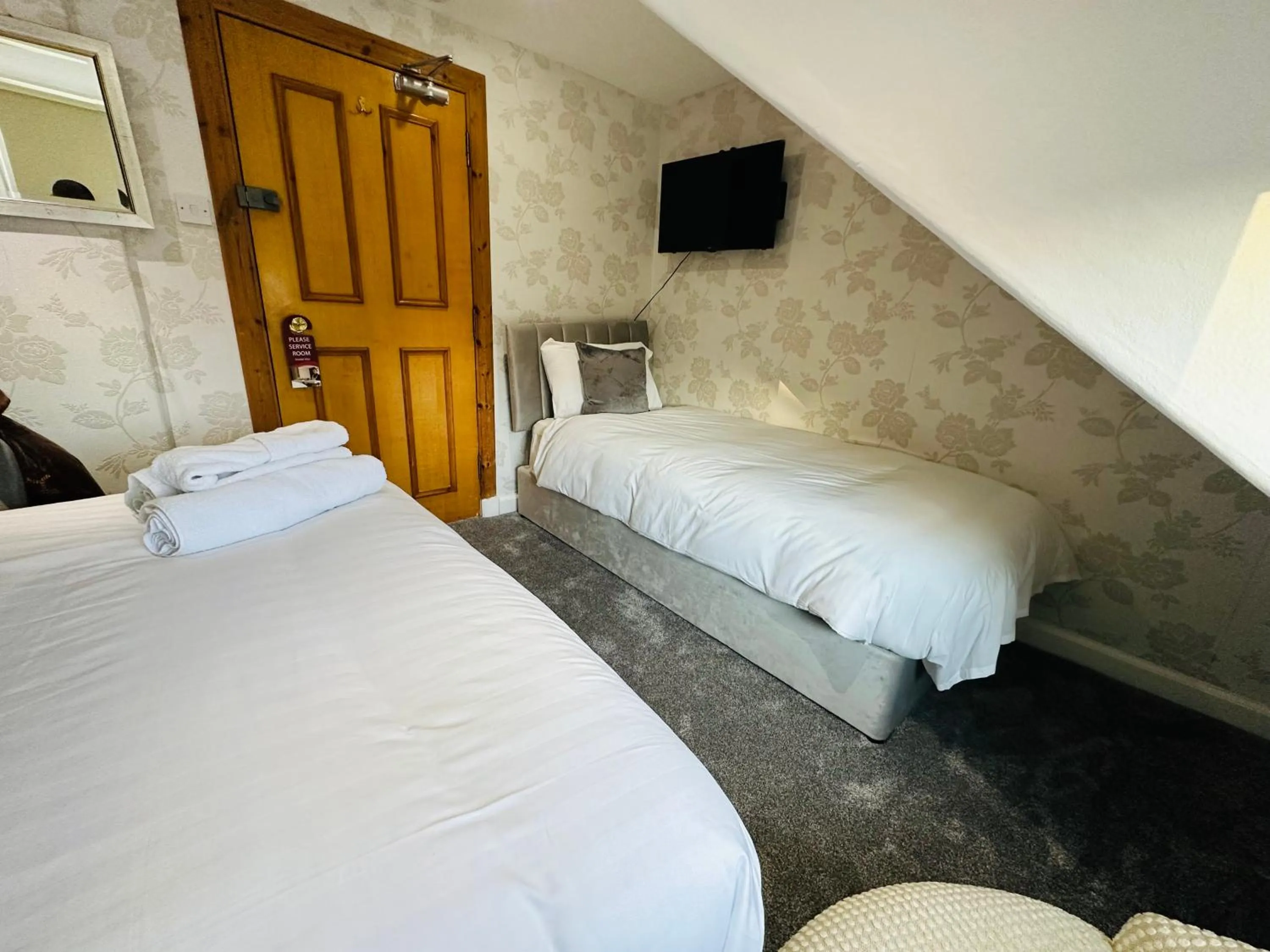 Bed in Abbotsford Guest House