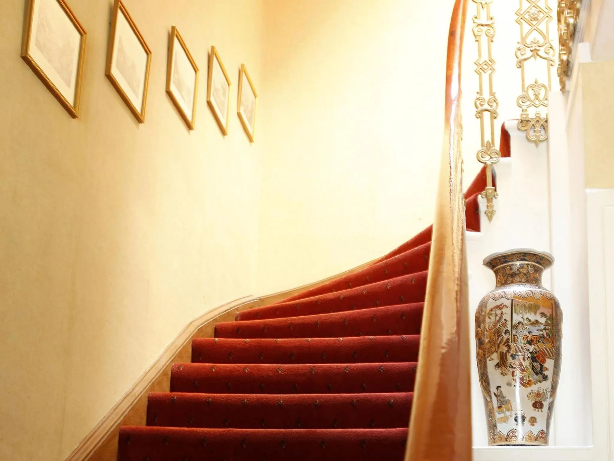 Area and facilities in Abbotsford Guest House