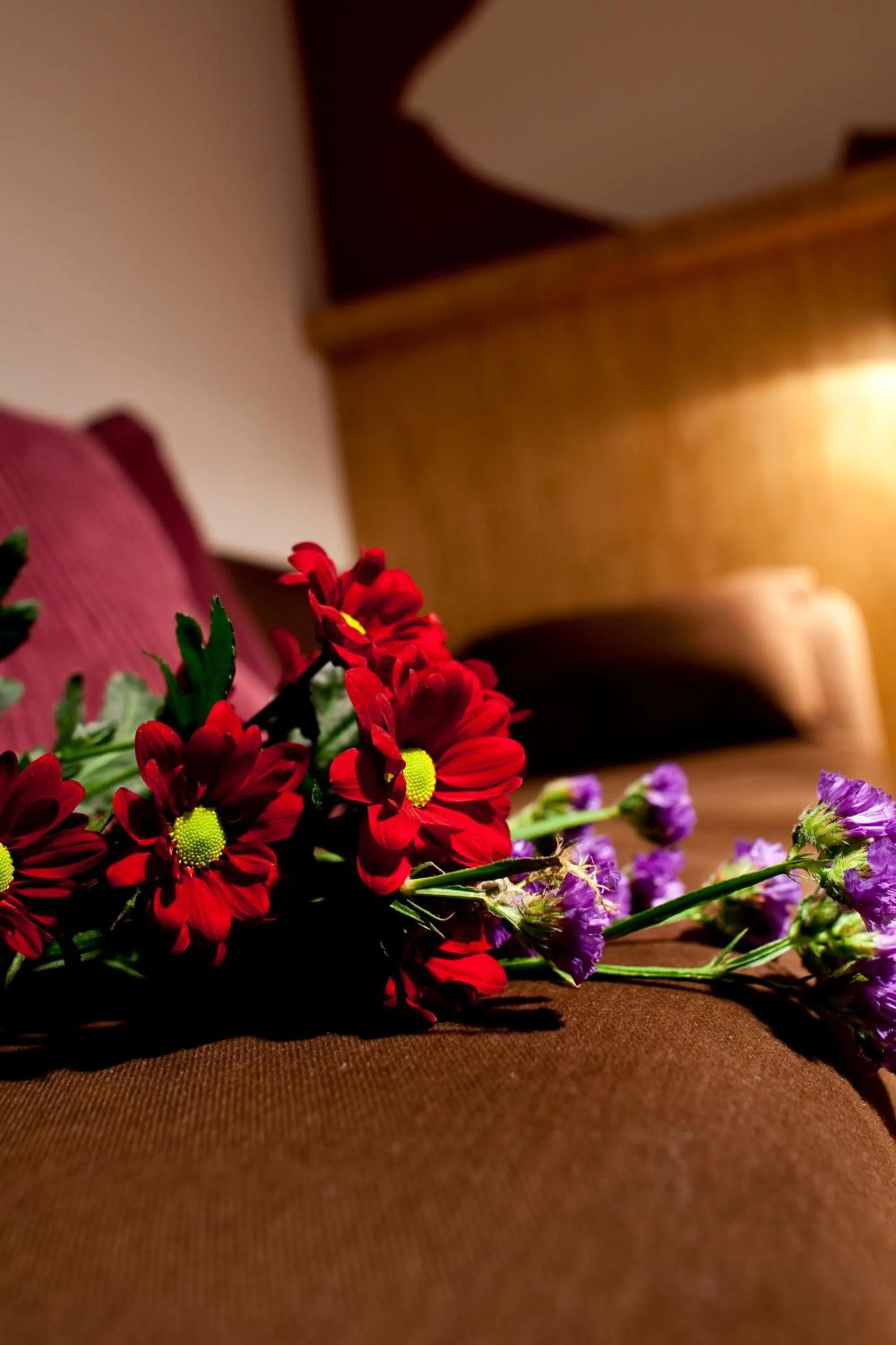 Decorative detail, Bed in Dahlia Inn