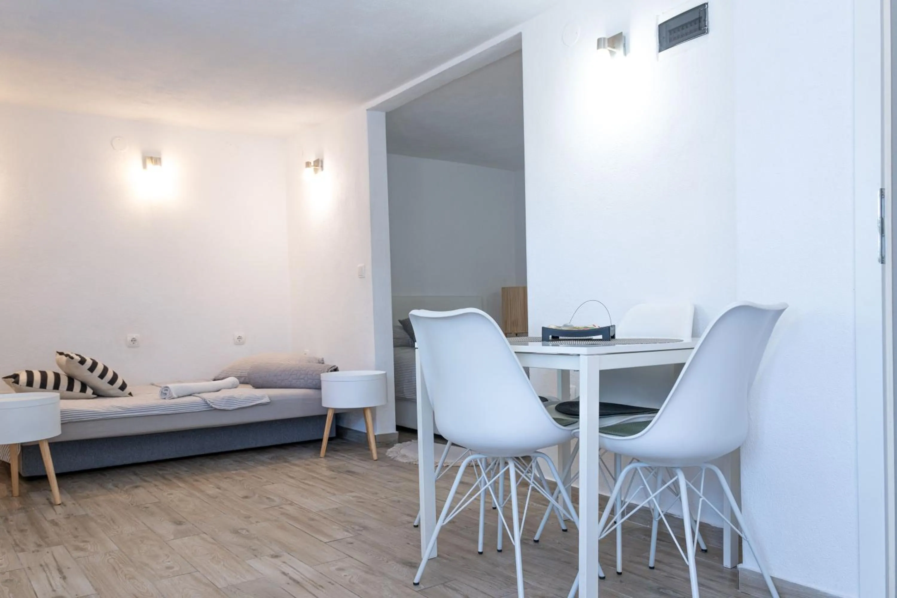 Apartment Ban