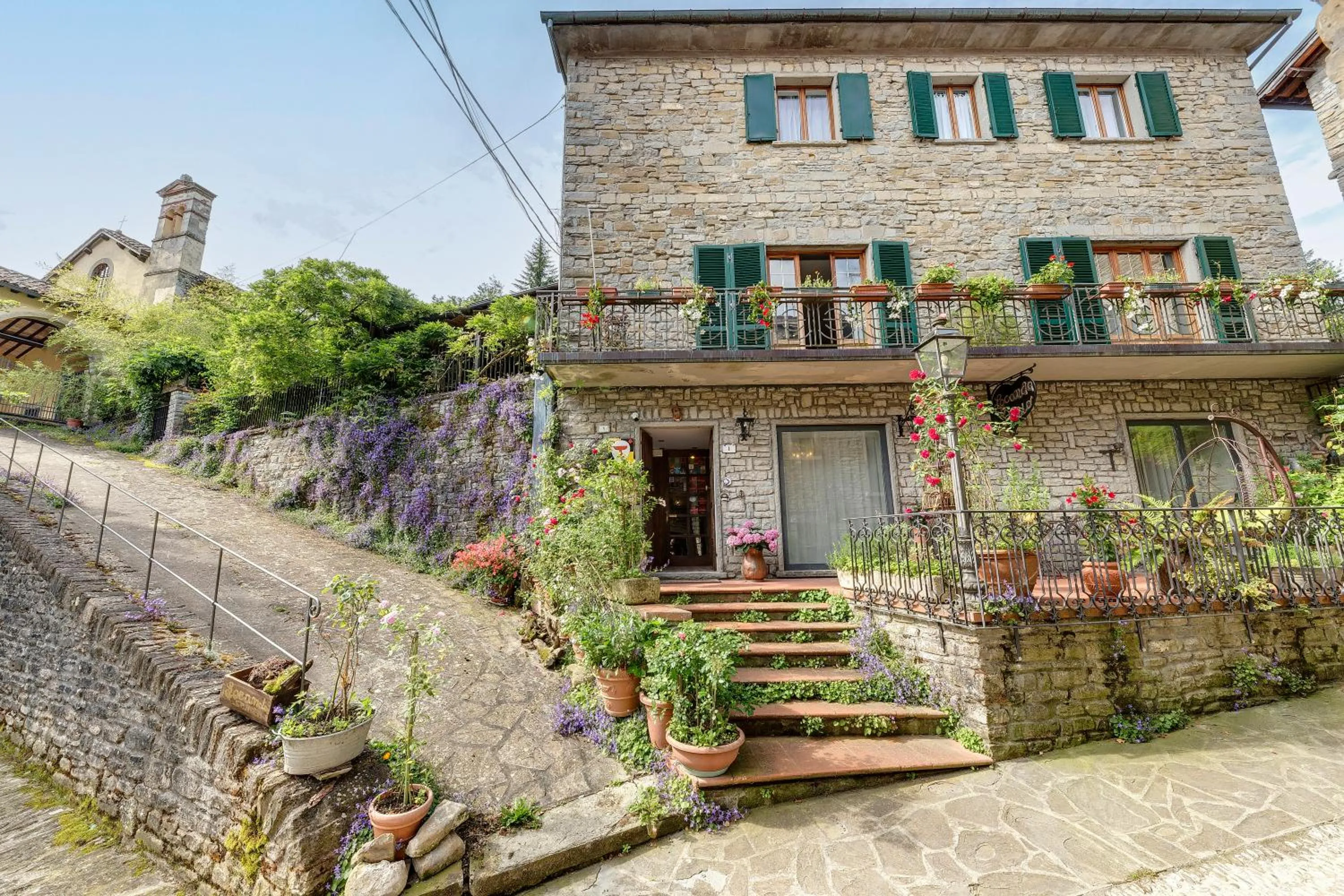 Property building in Locanda Senio