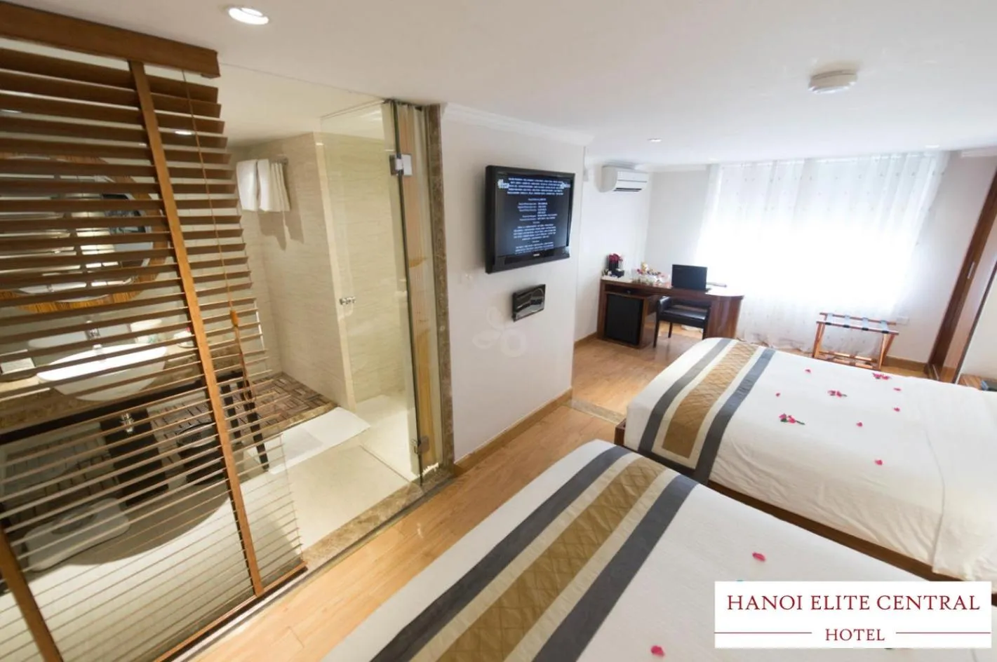 Bed in Elite Central Hotel Hanoi