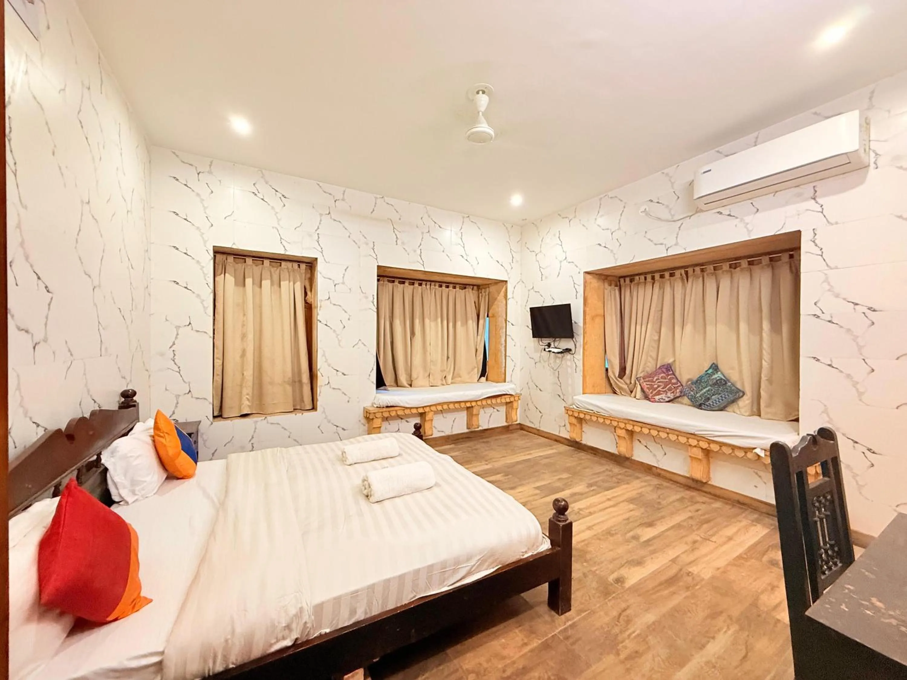 Bed in Wonbin Safari Jaisalmer