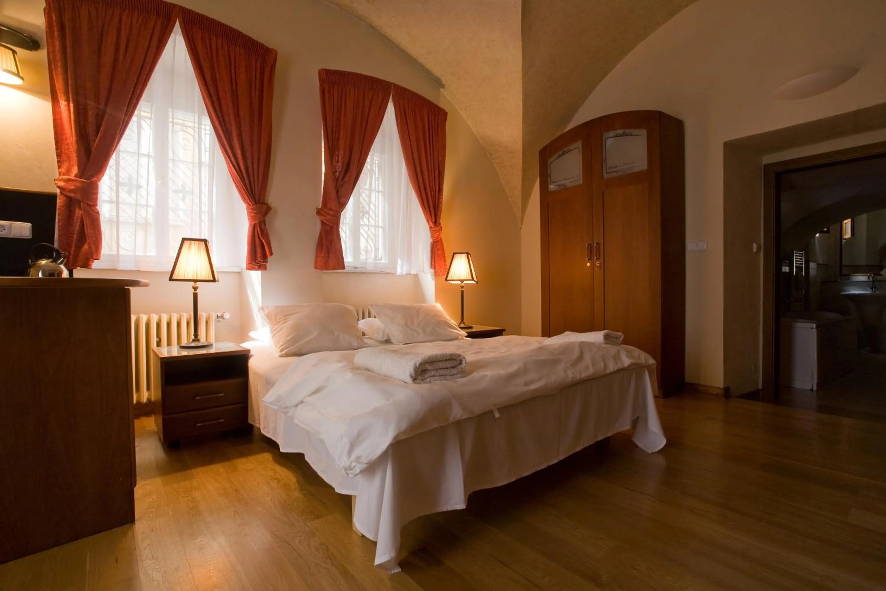 Photo of the whole room, Bed in Residence Thunovska