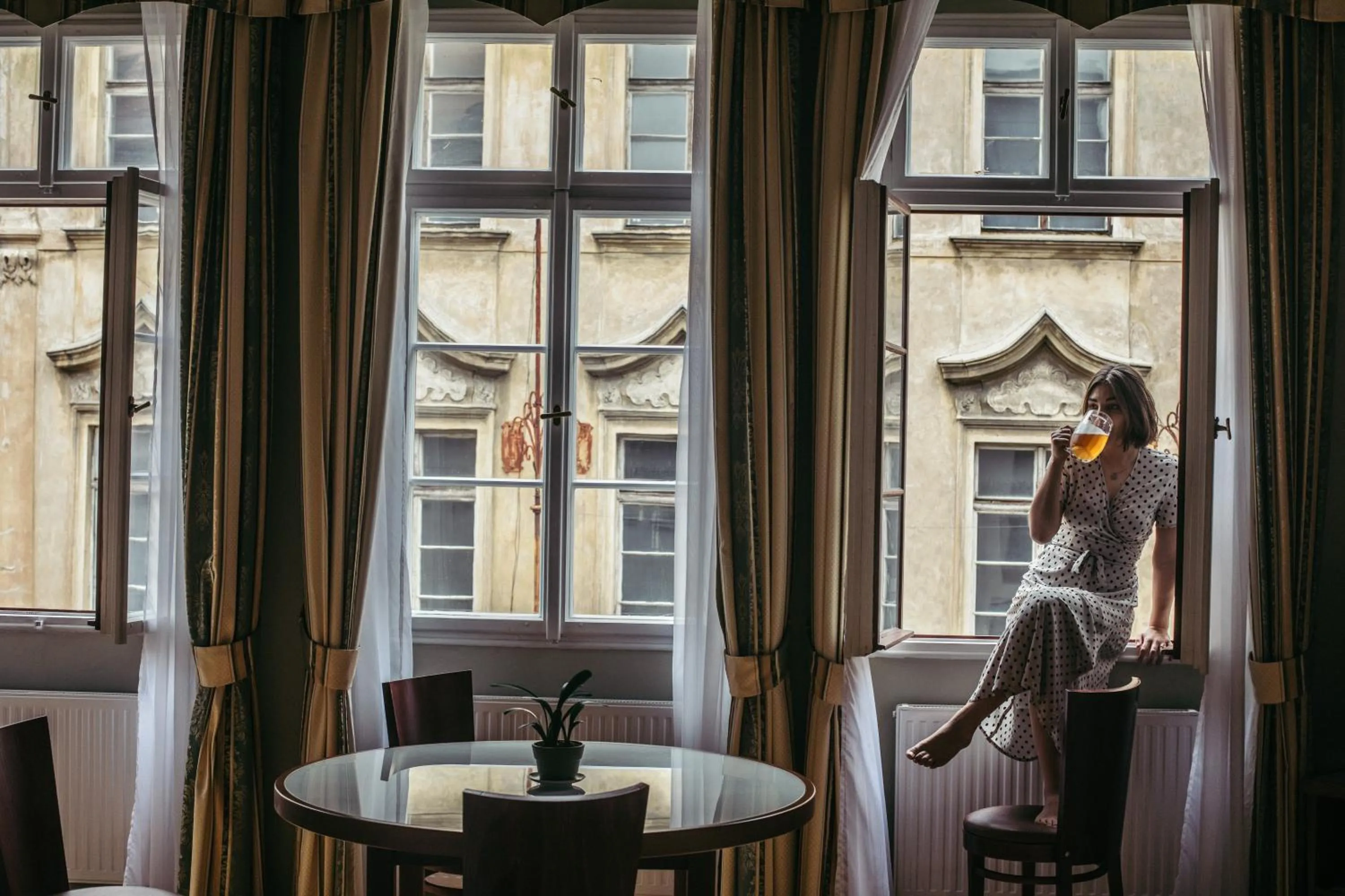 People in Residence Thunovska