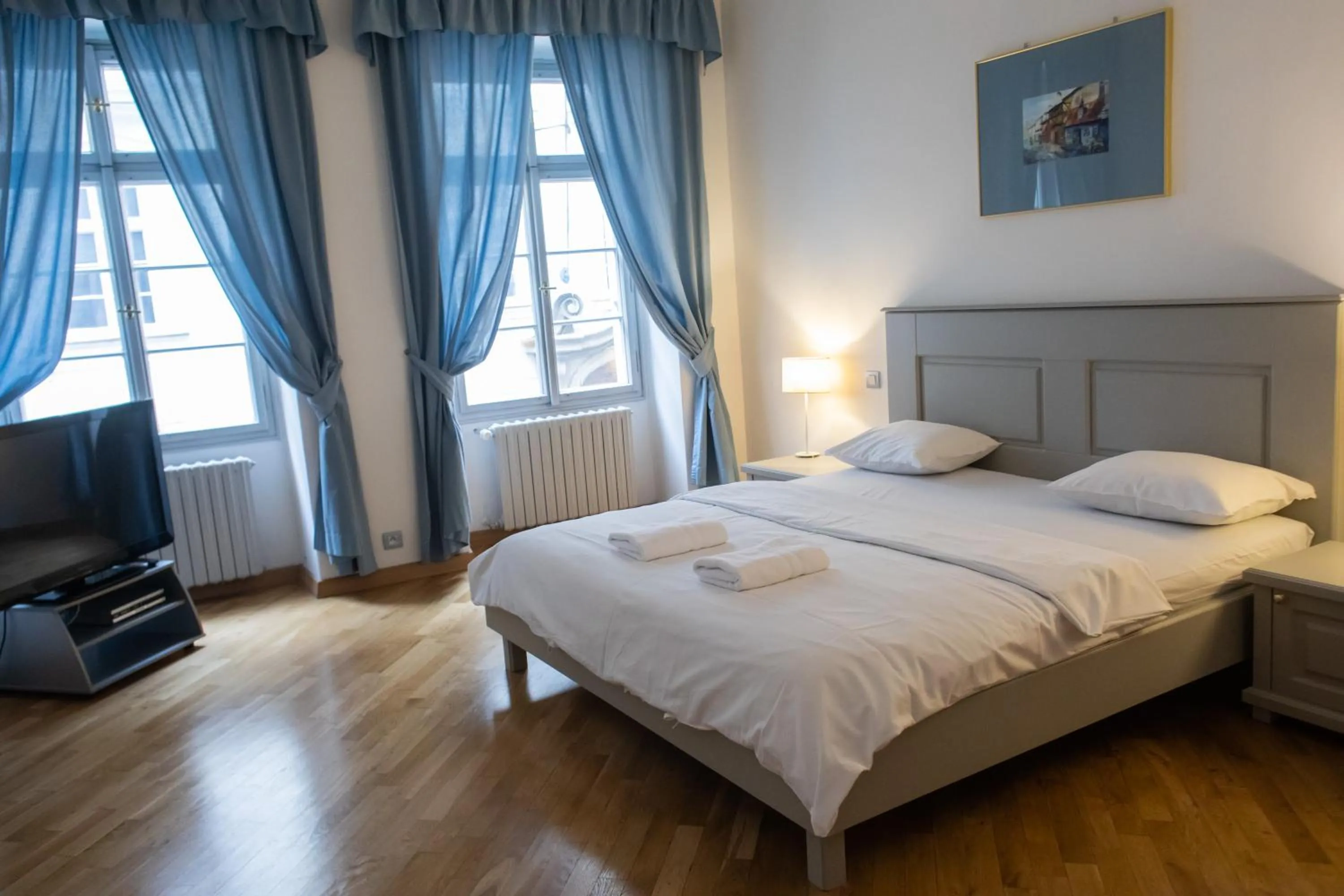 Bedroom, Bed in Residence Thunovska