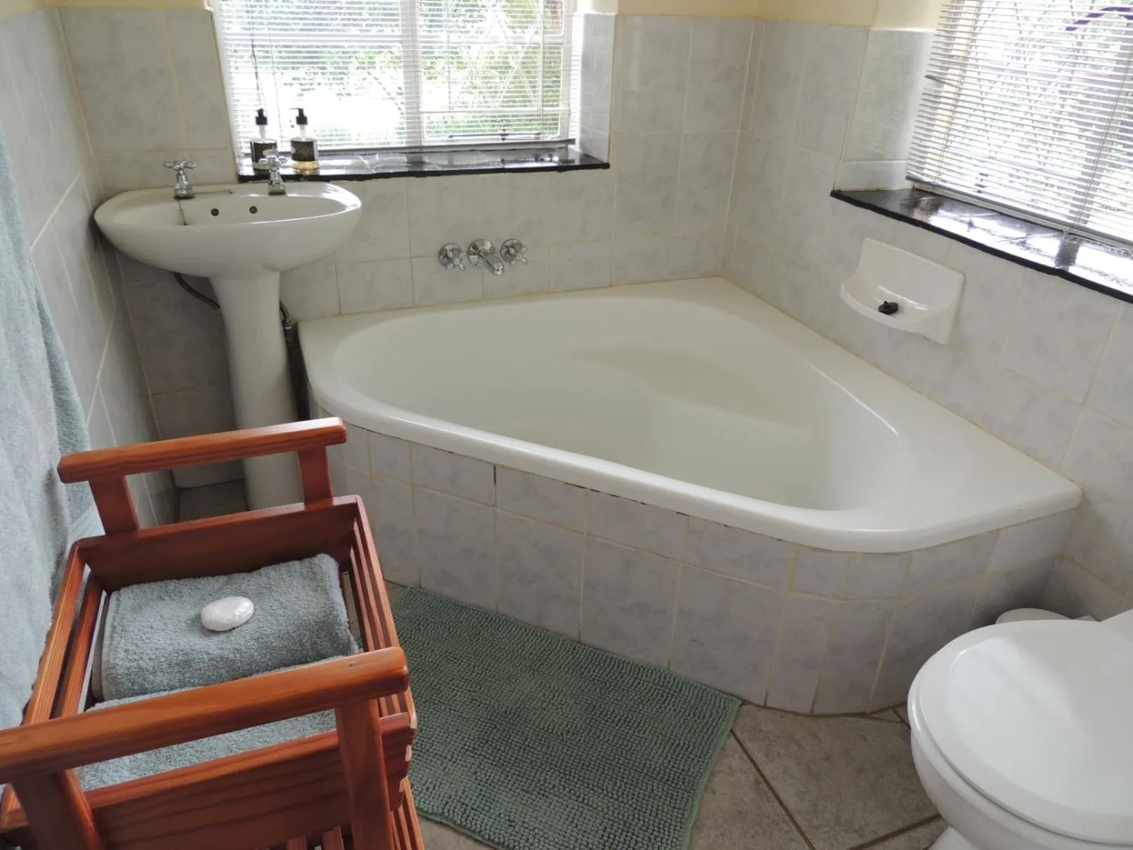 Bathroom in Wegkomkans B&B