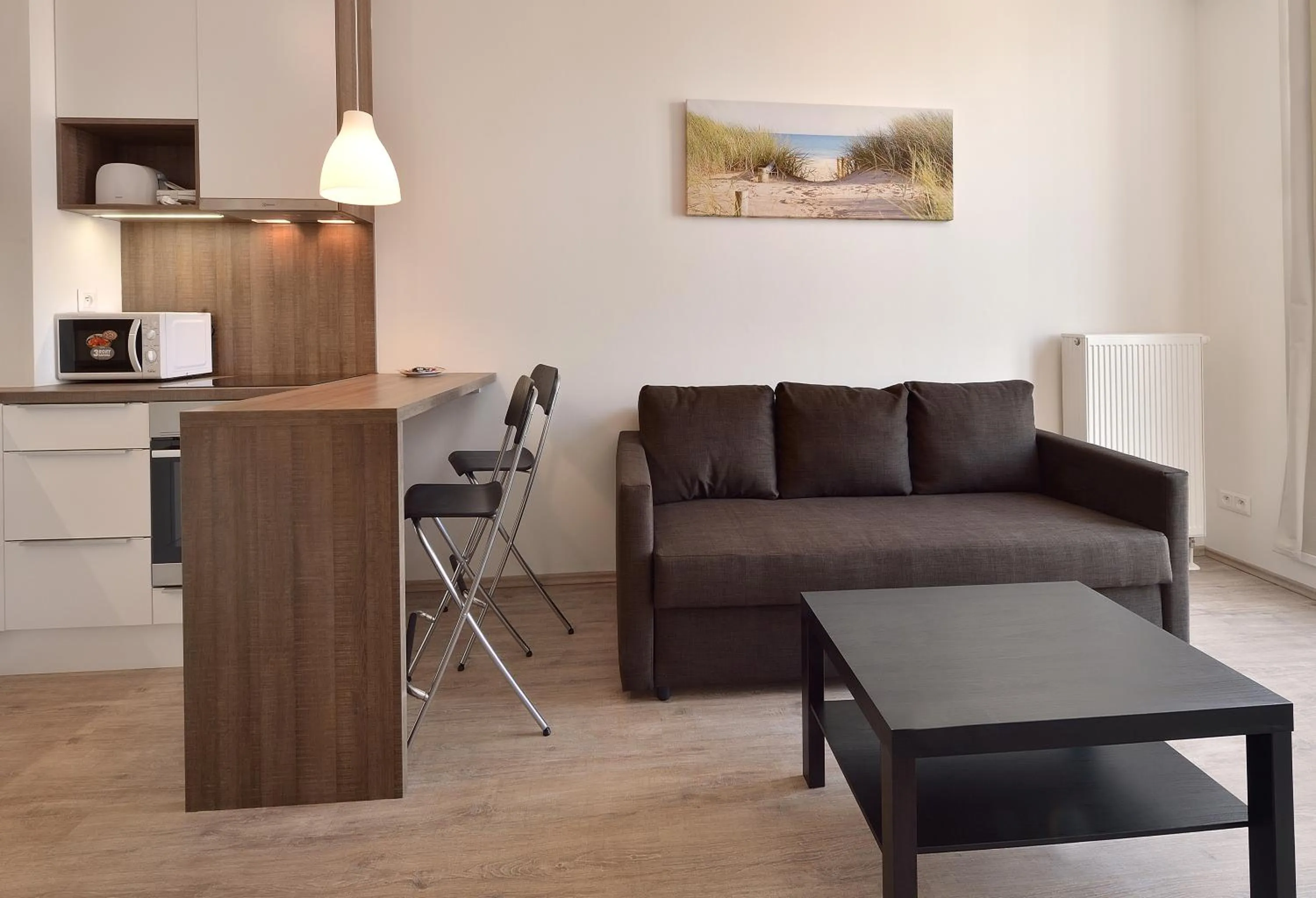 Kitchen or kitchenette in Apollis Business&Budget by Ambiente