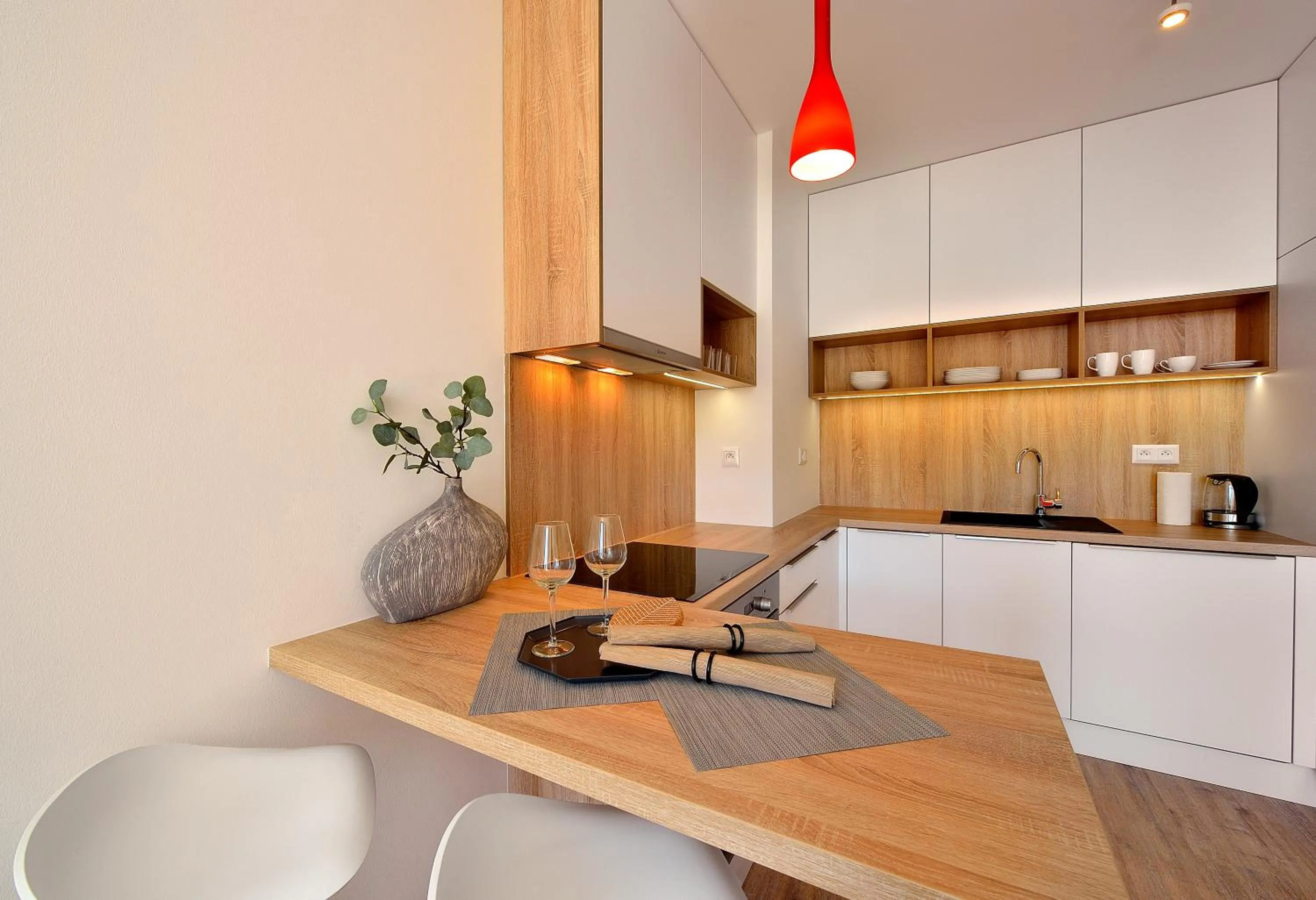 Kitchen or kitchenette in Apollis Business&Budget by Ambiente