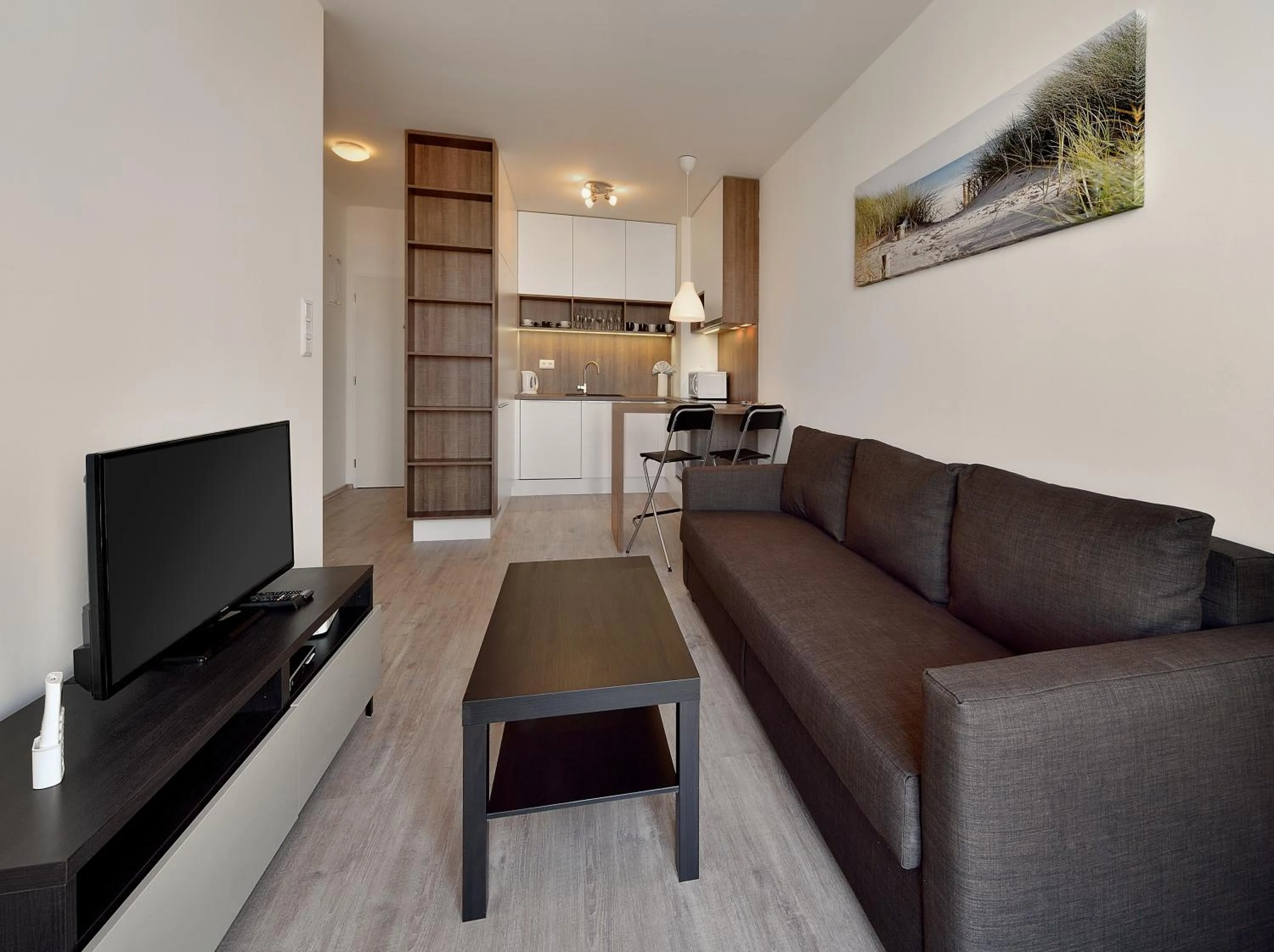 Kitchen or kitchenette in Apollis Business&Budget by Ambiente