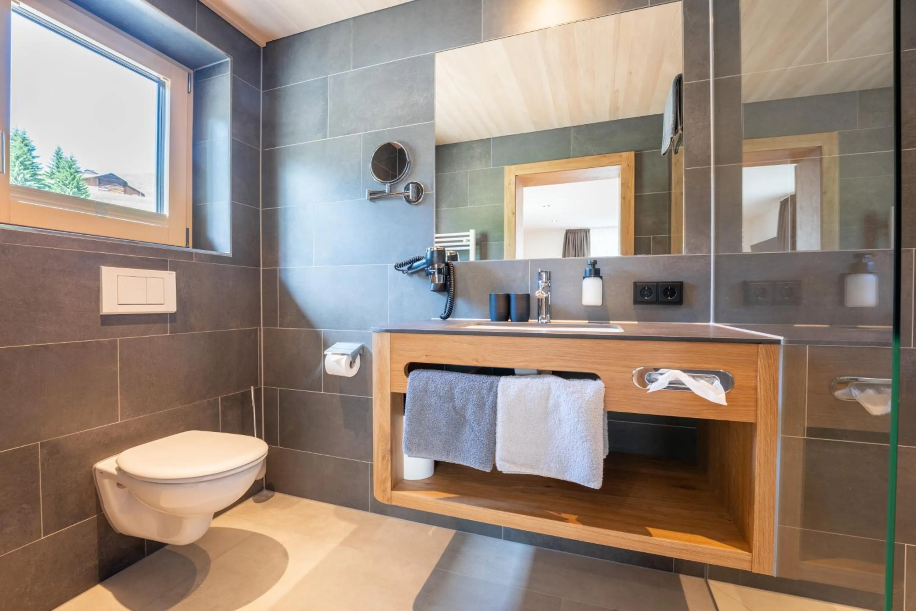 Toilet in Hotel Garni Krumbach