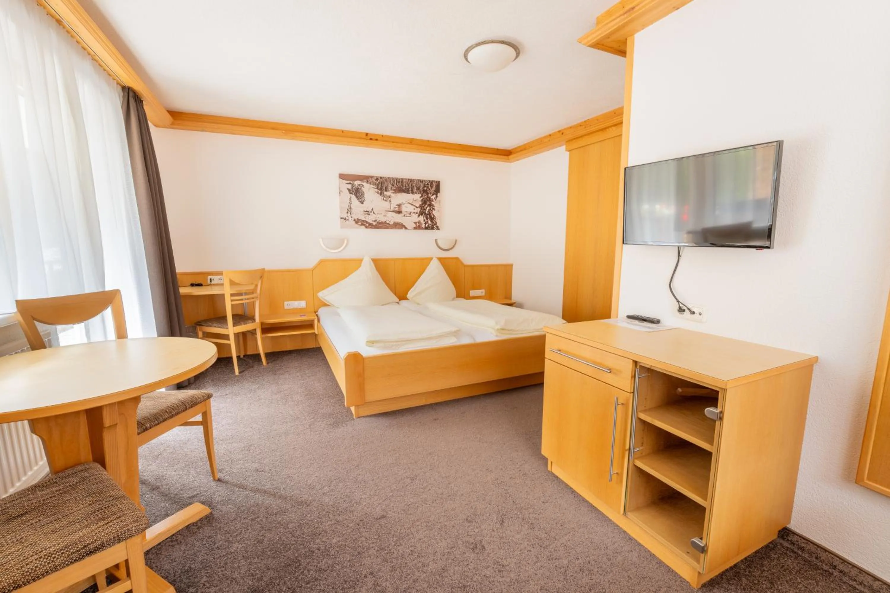 Bedroom in Hotel Garni Krumbach