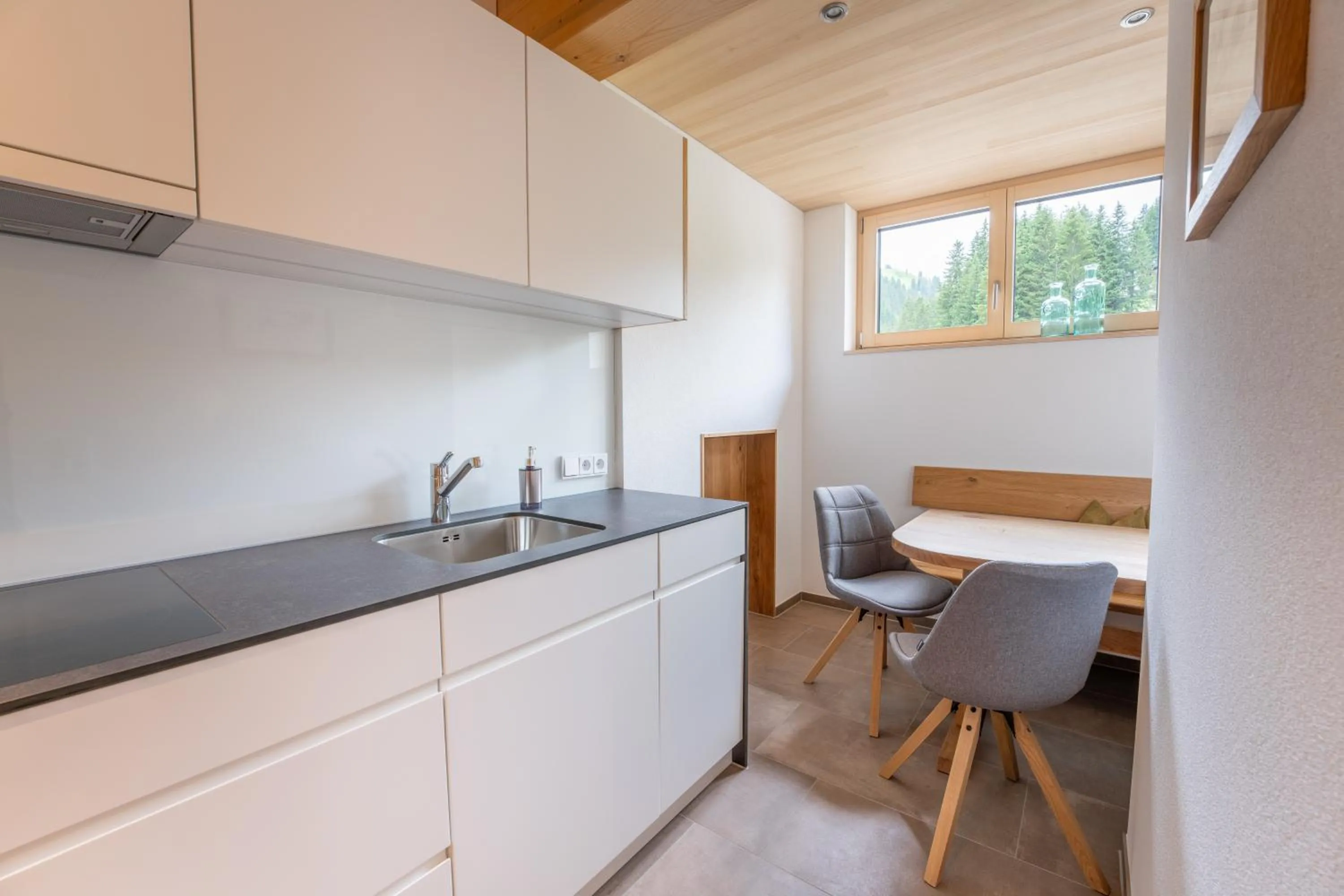 Kitchen or kitchenette in Hotel Garni Krumbach