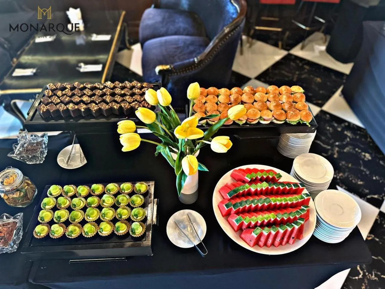 Food and drinks in Monarque Hotel Danang