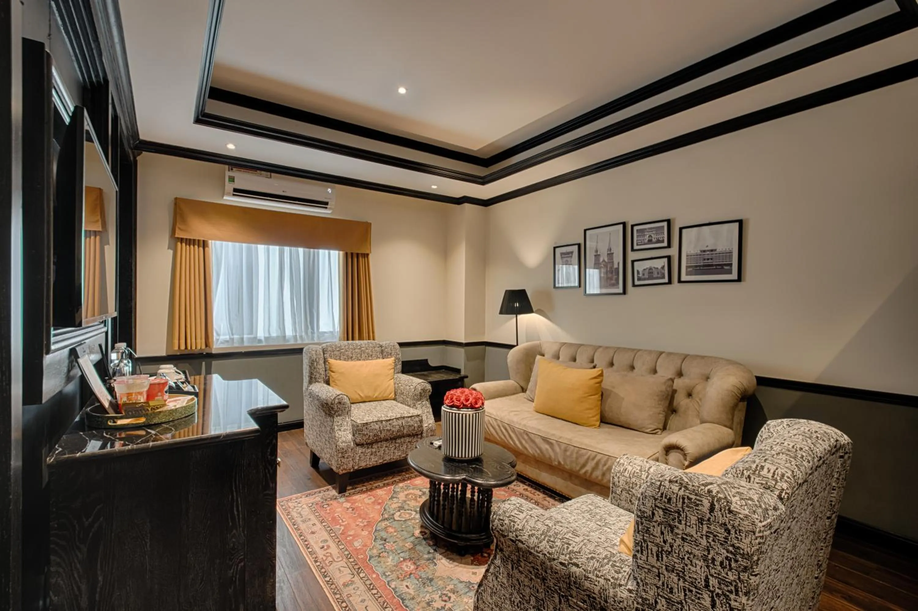 Living room in Monarque Hotel Danang