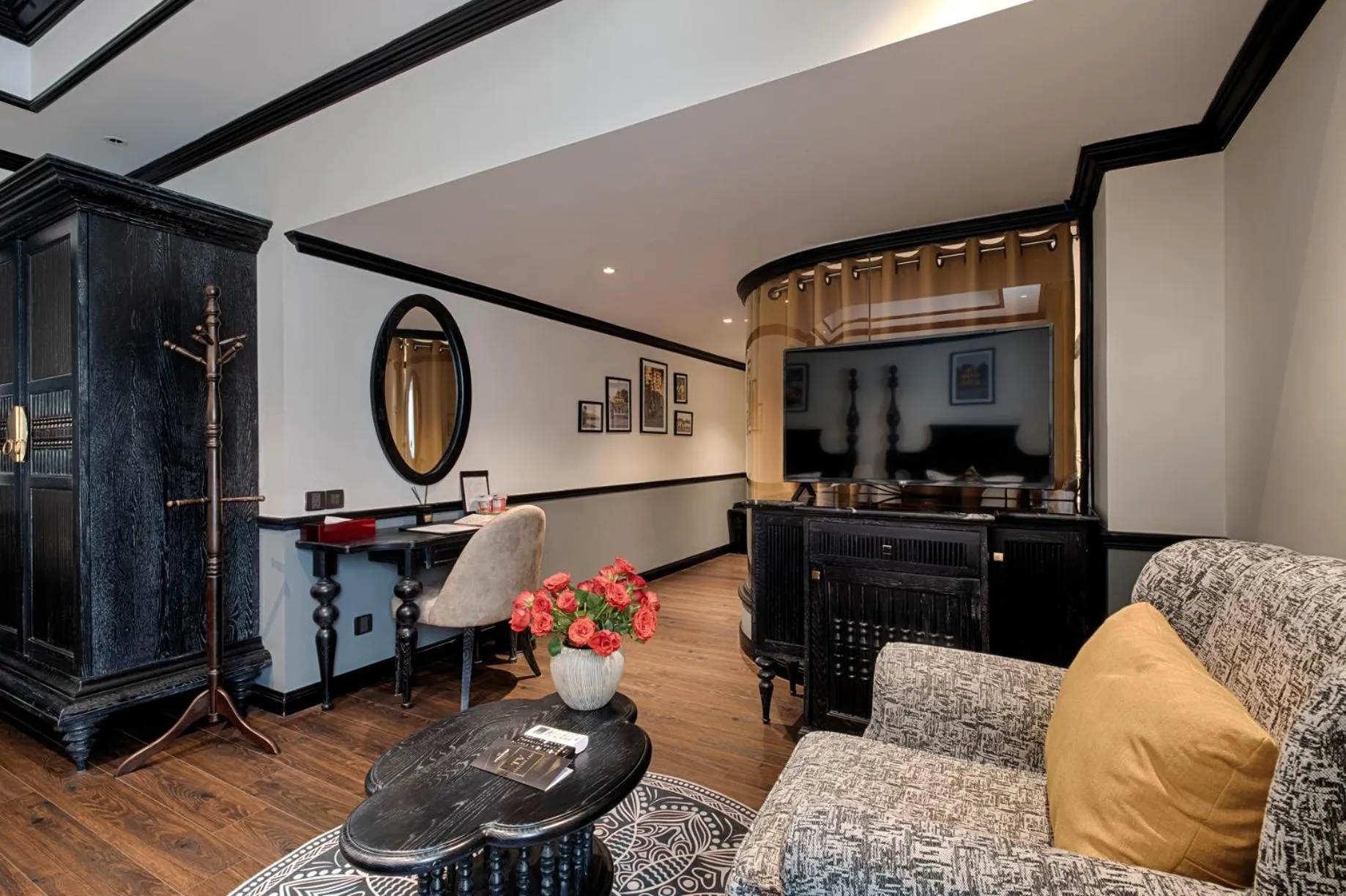 Seating area in Monarque Hotel Danang