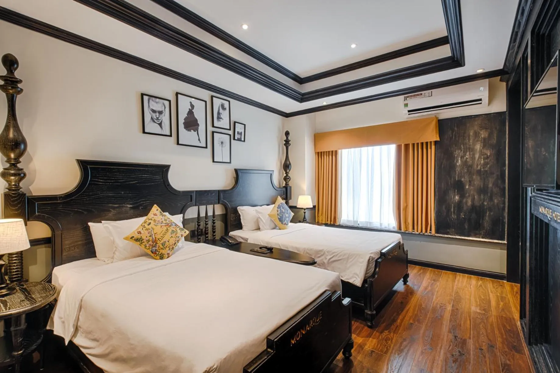 Bed in Monarque Hotel Danang