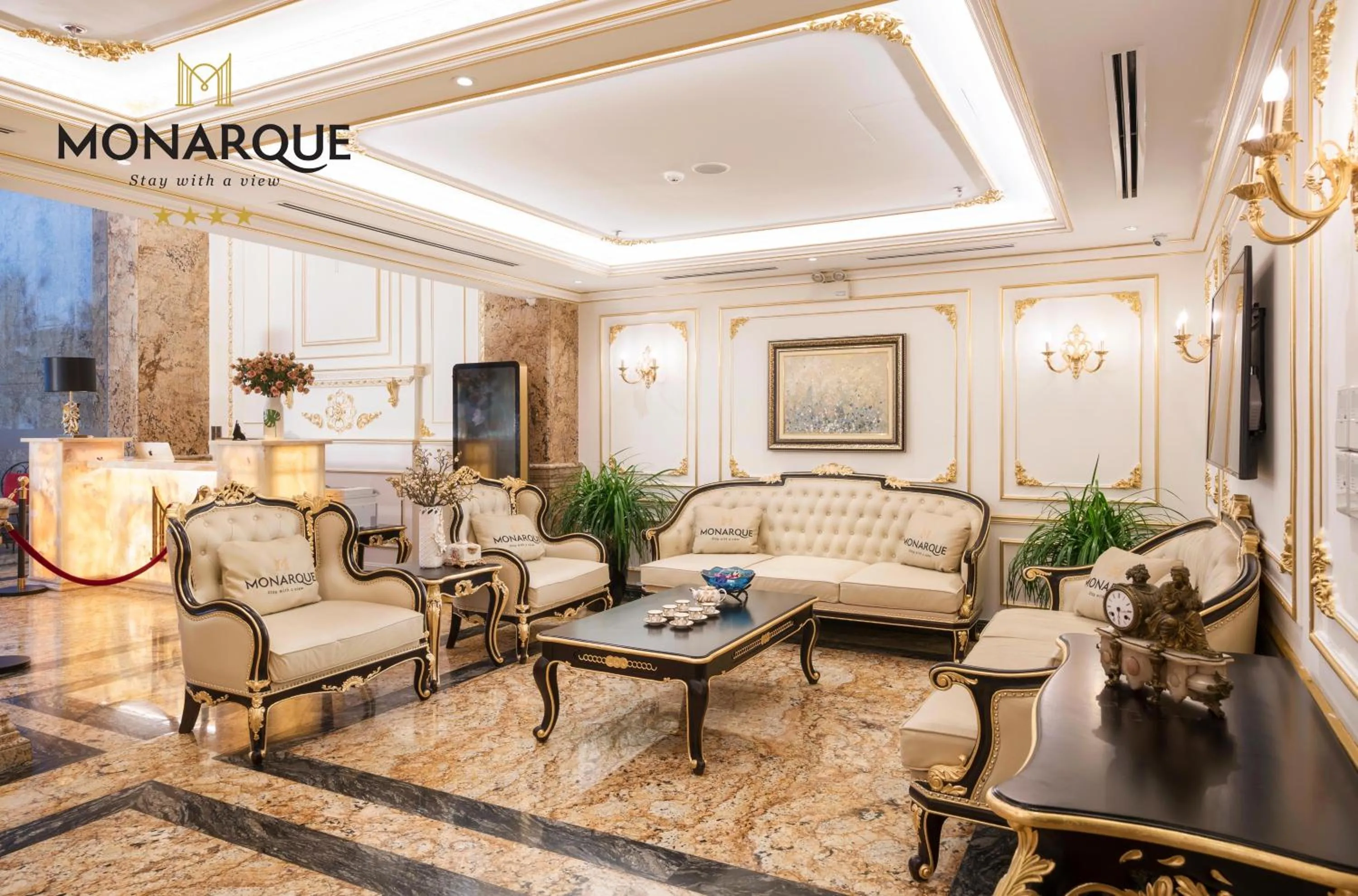 Lobby or reception in Monarque Hotel Danang