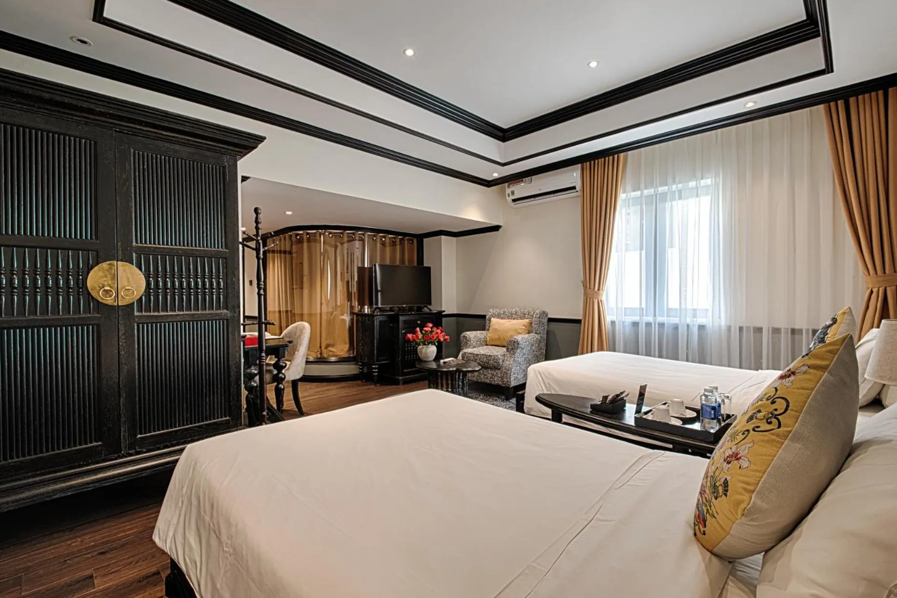 Bed in Monarque Hotel Danang