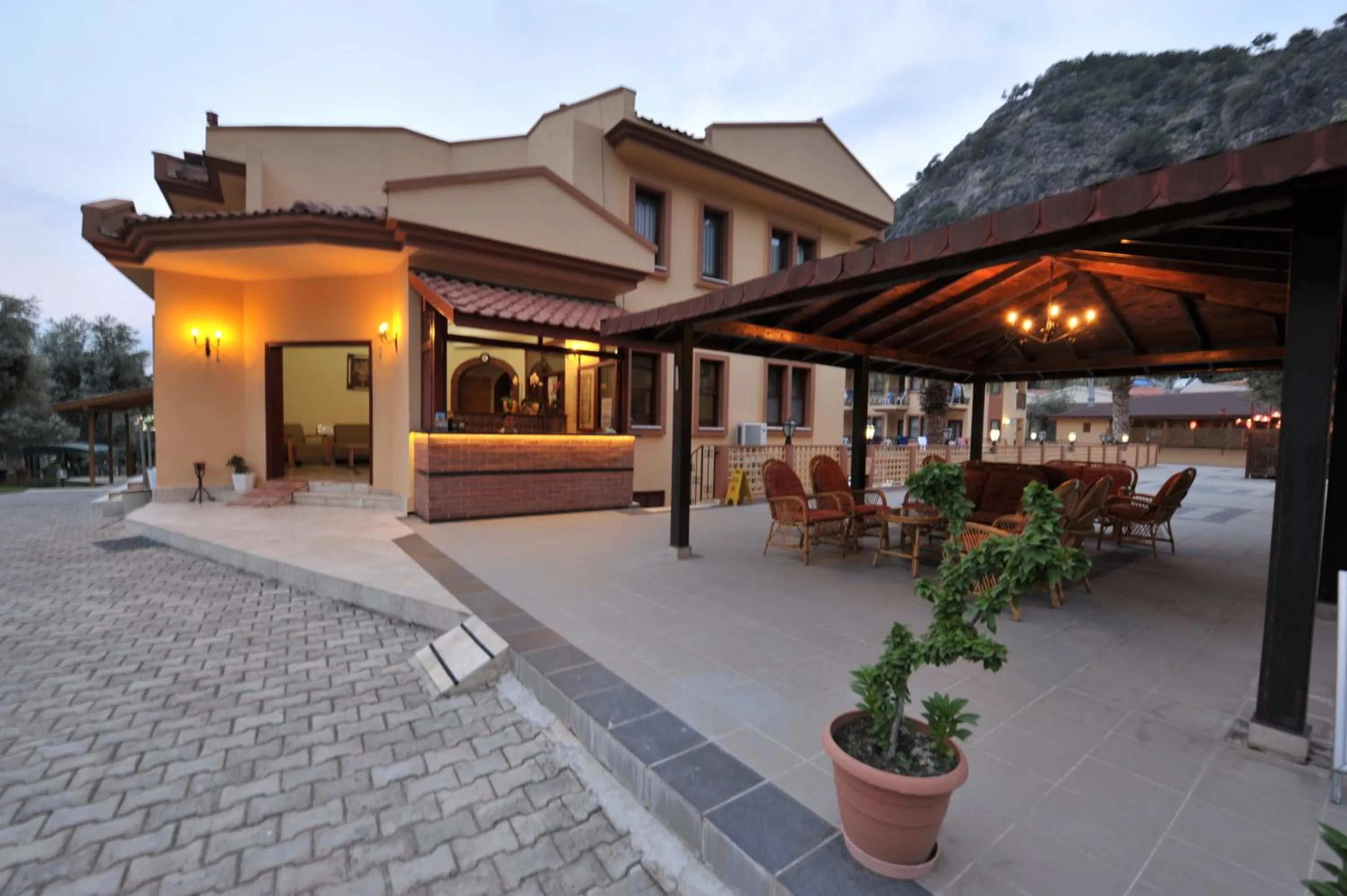 Facade/entrance in Belcehan Beach