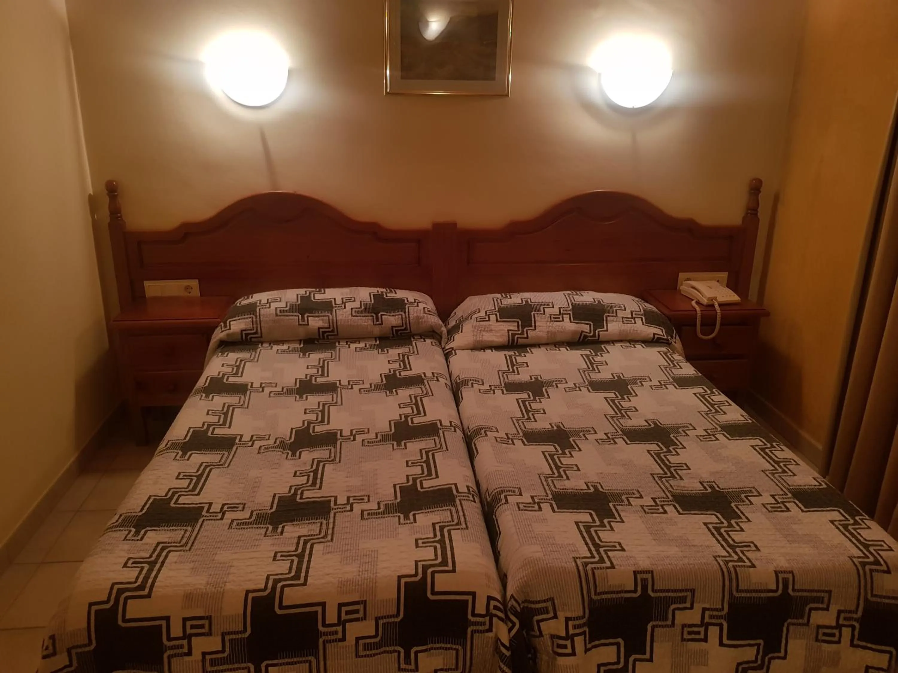 Bedroom, Bed in Hotel Sucara