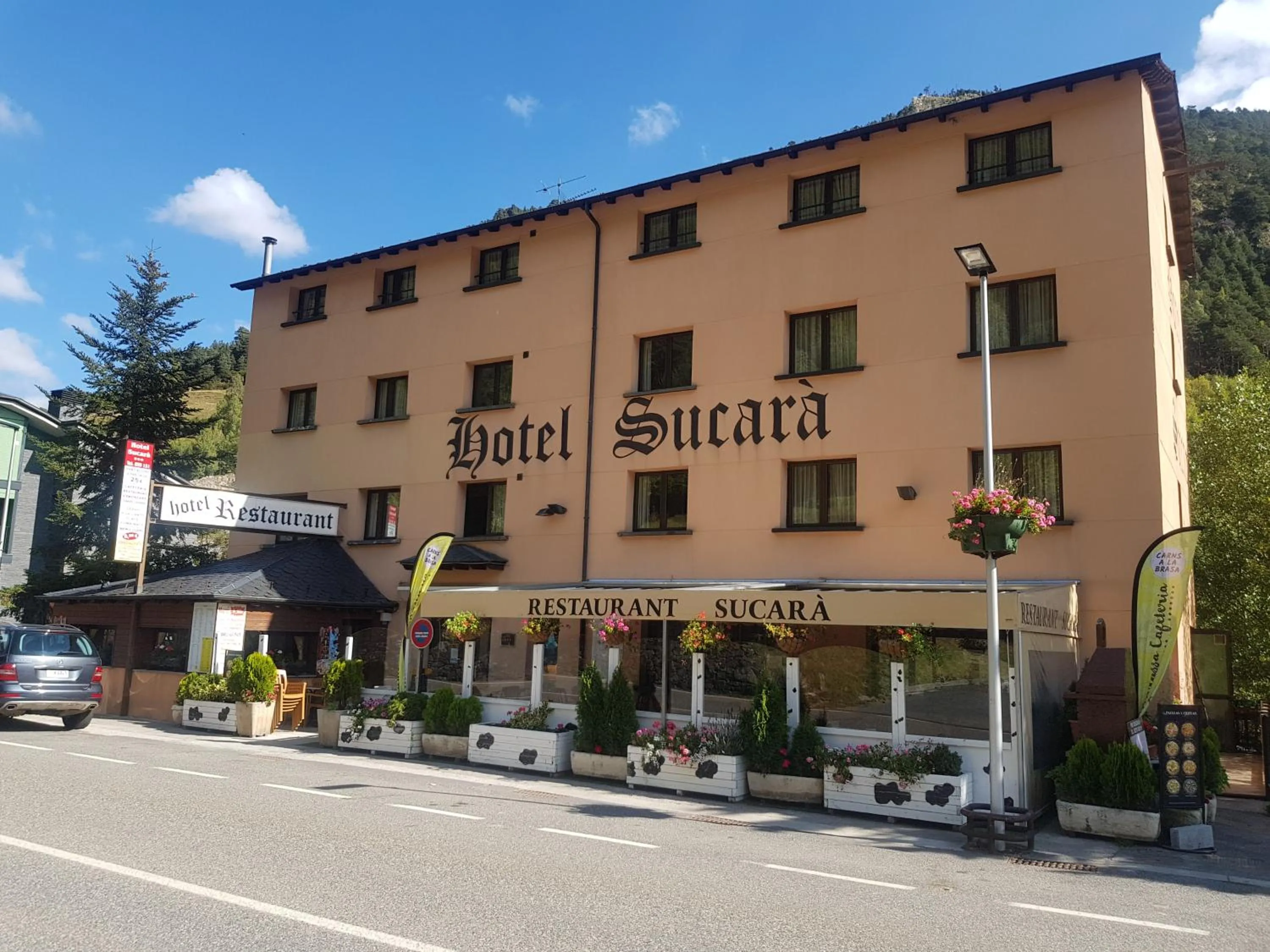 Property building in Hotel Sucara