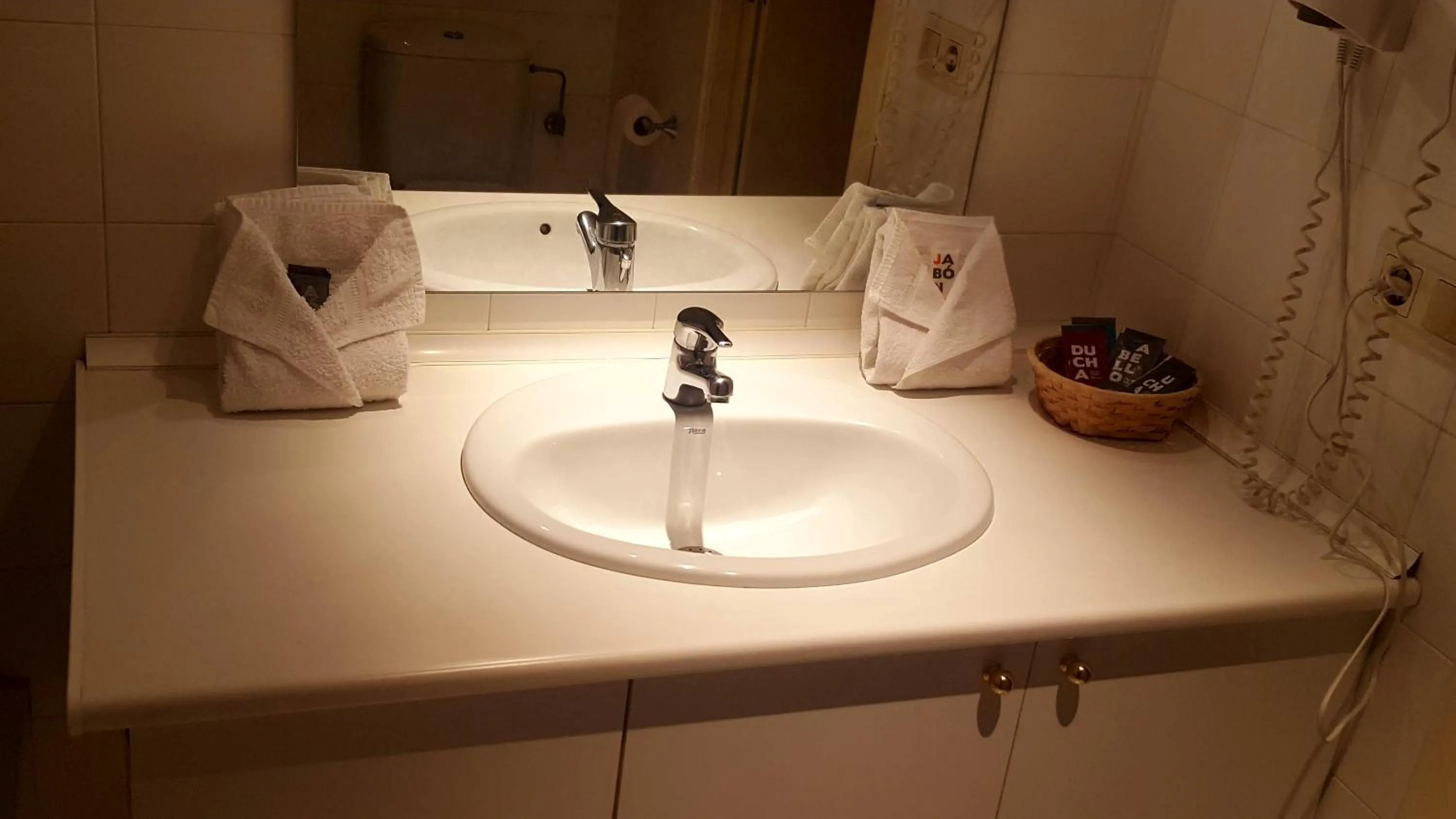 Bathroom in Hotel Sucara