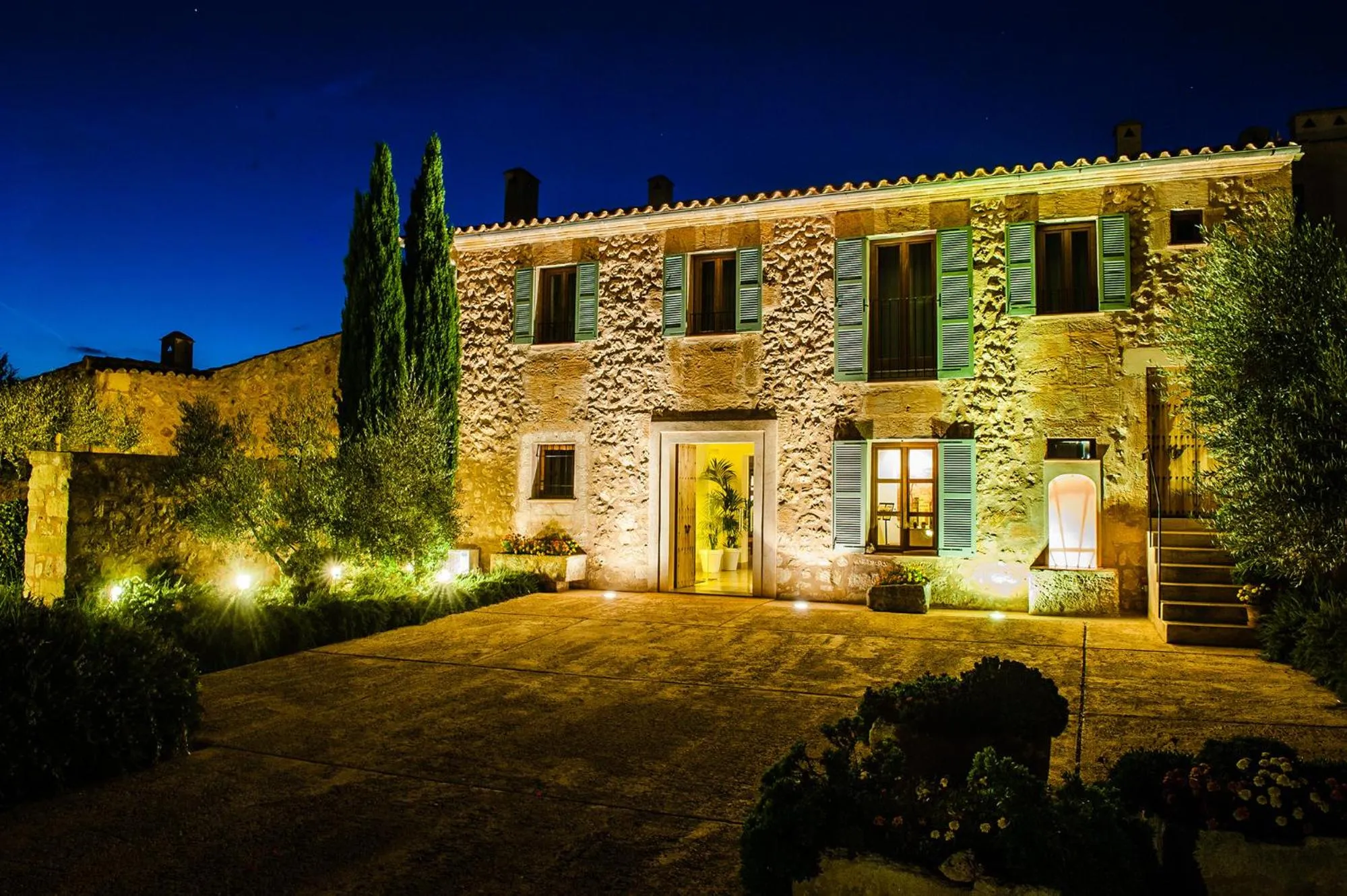 Night in Hotel Sa Franquesa Nova