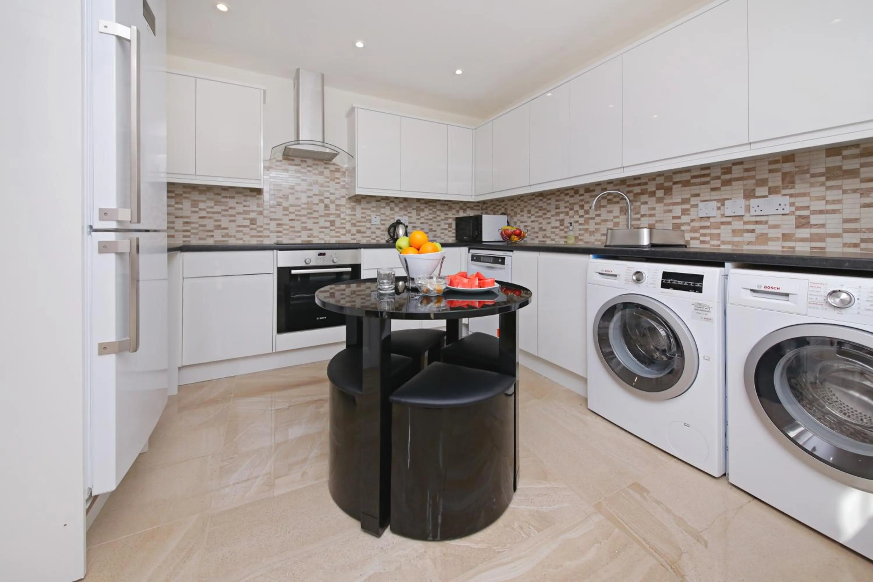 Kitchen or kitchenette in Imperial Guest House Ltd.