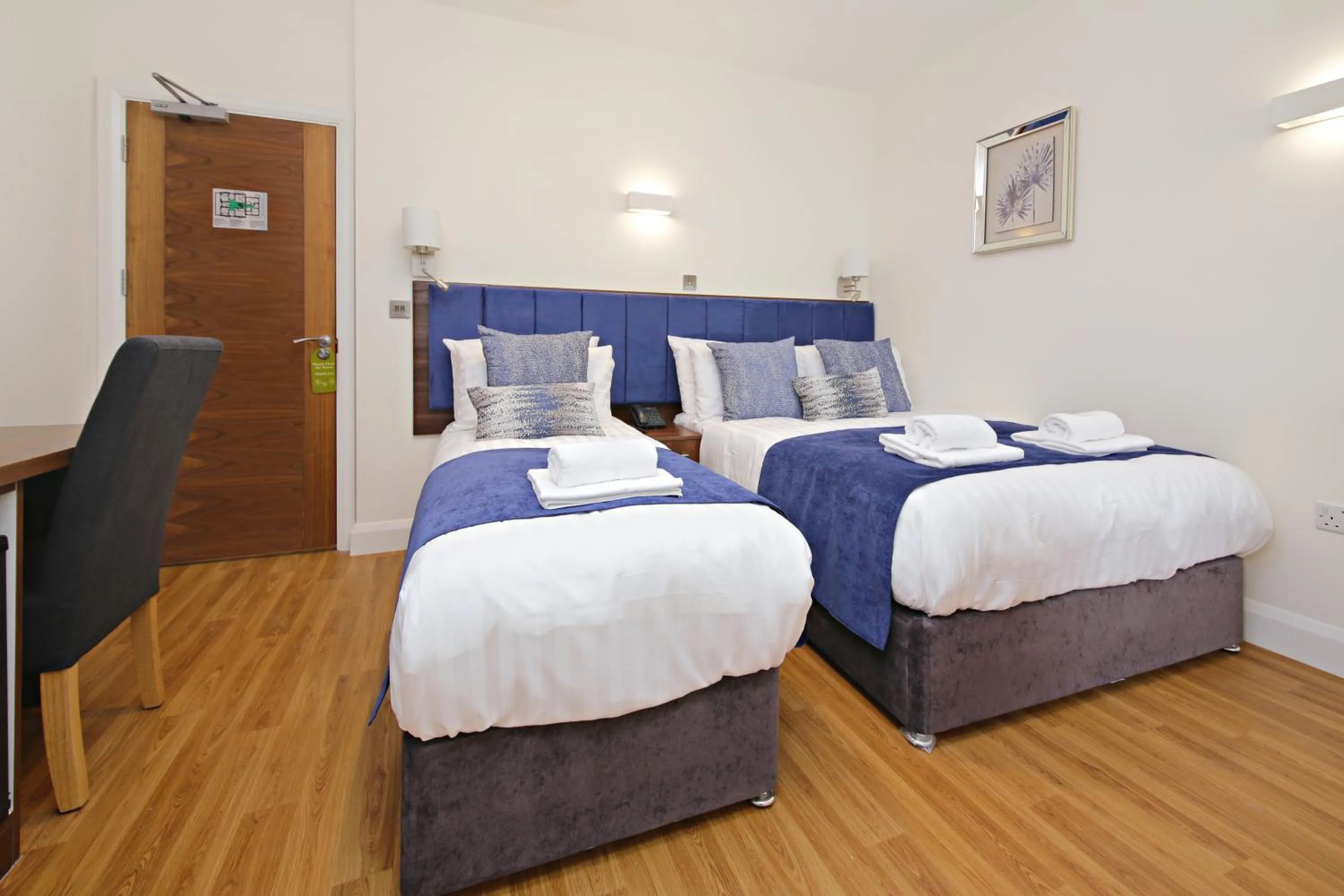 Bedroom, Bed in Imperial Guest House Ltd.