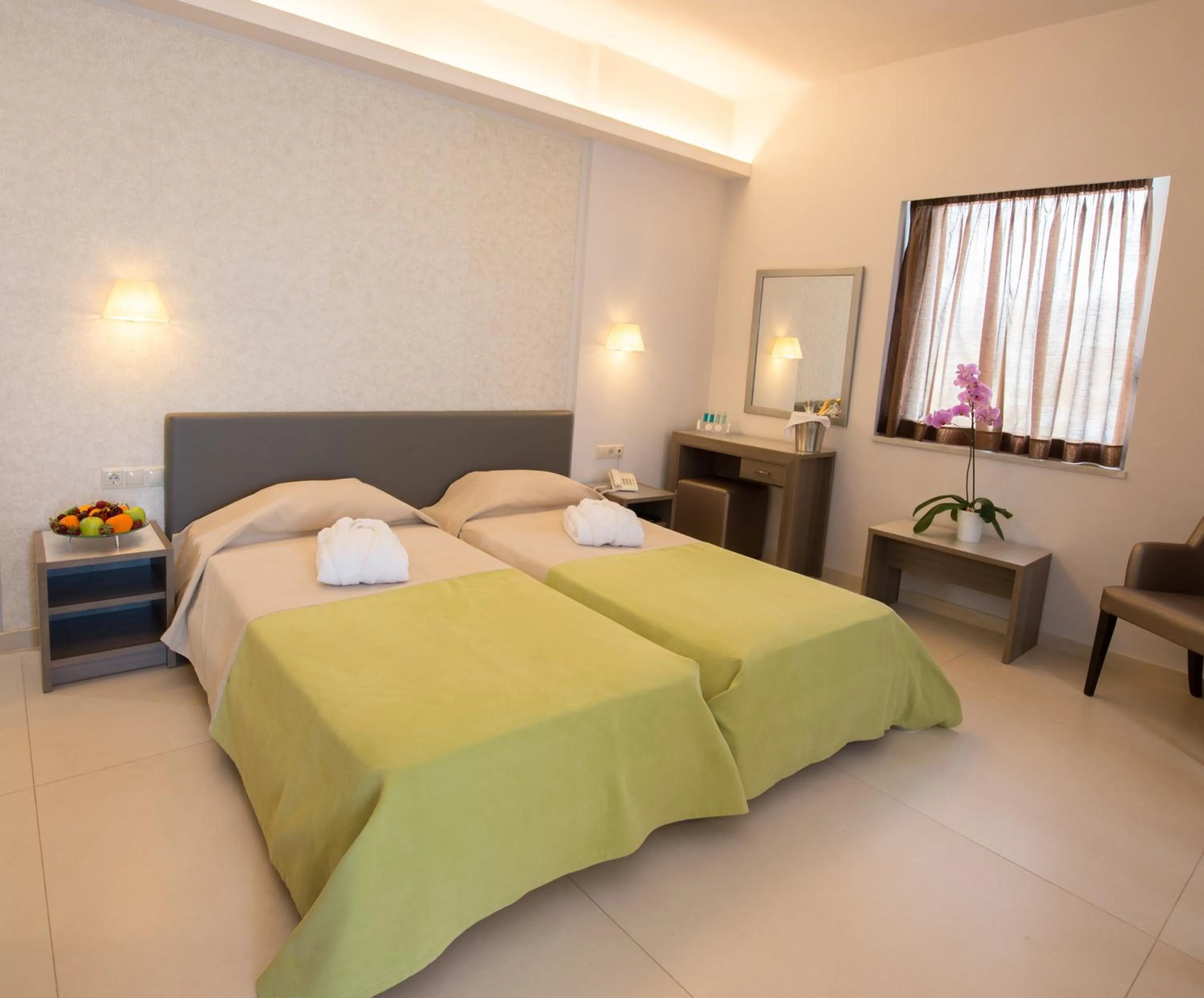 Photo of the whole room, Bed in Astron Hotel