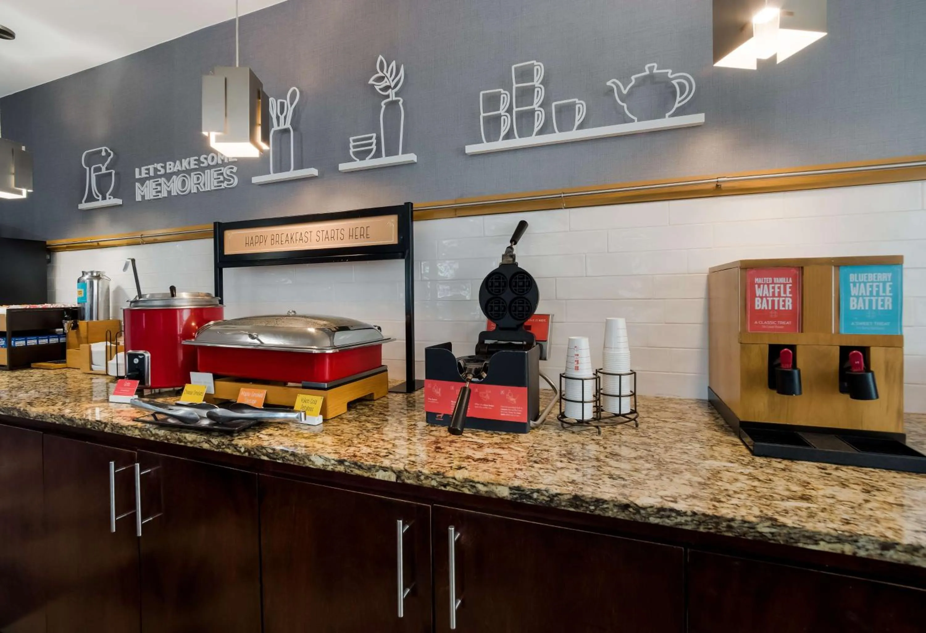 Breakfast in Hampton Inn Columbia-I-26 Airport