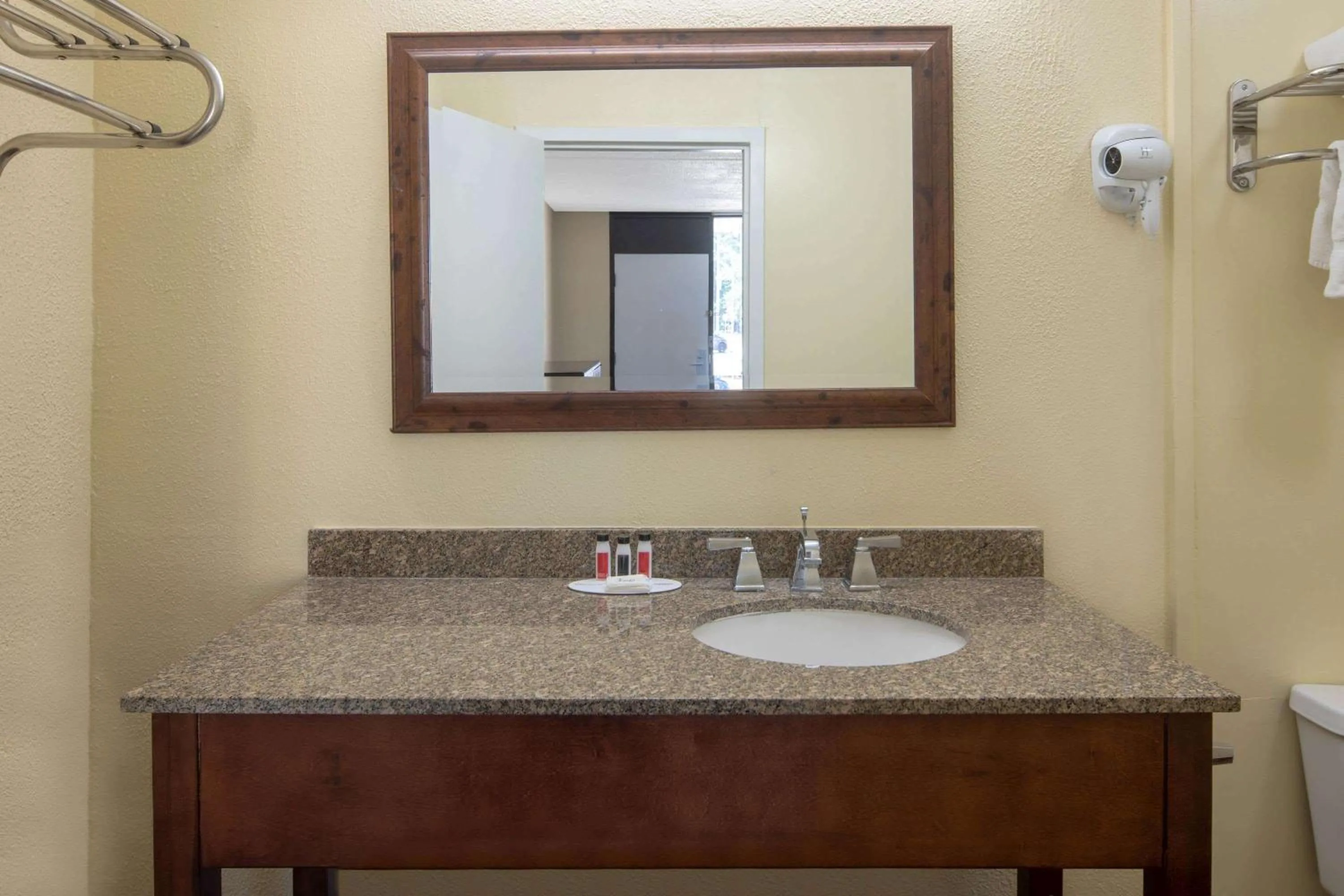 Bathroom in Travelodge by Wyndham Savannah Area/Richmond Hill